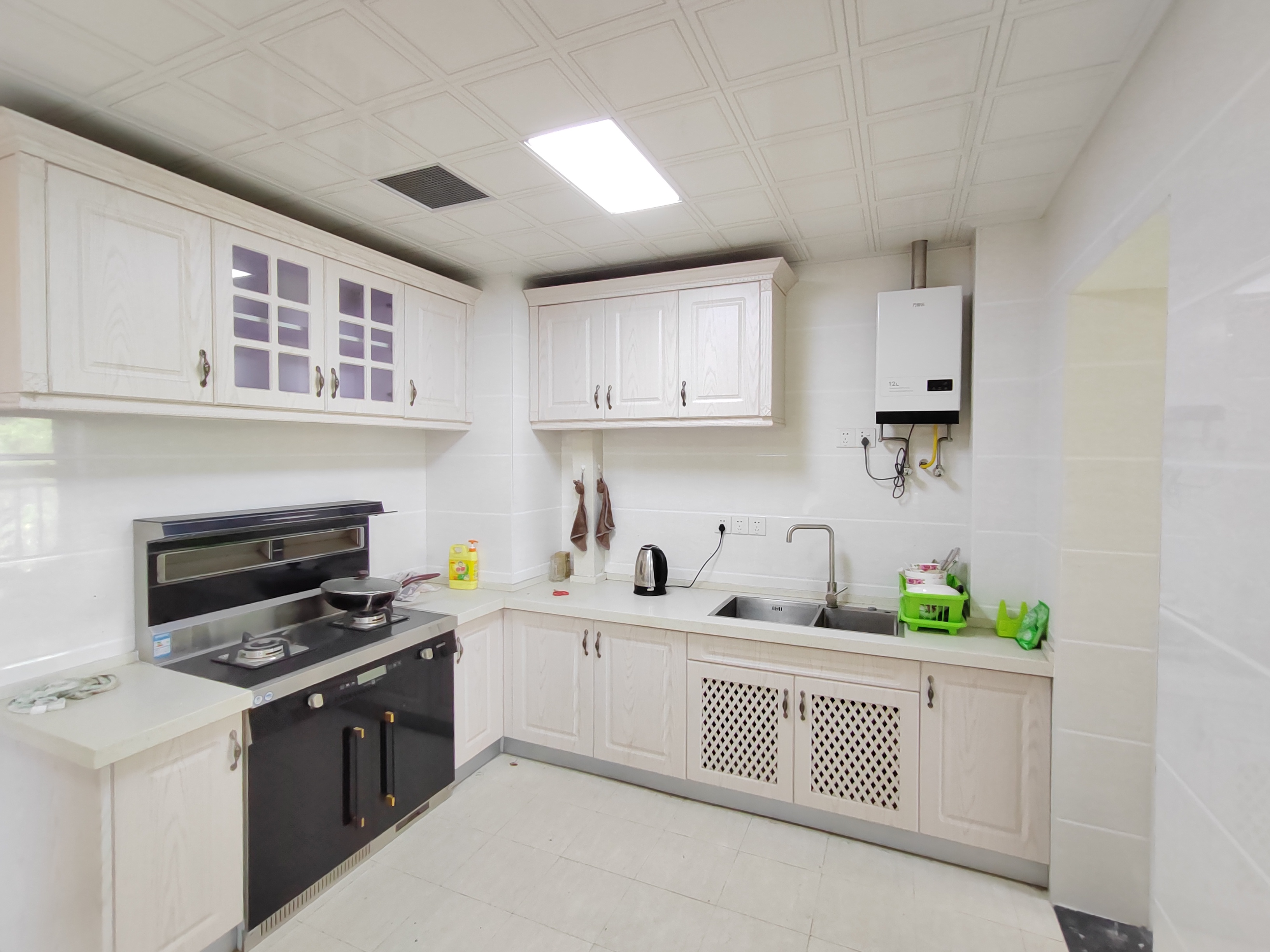 中欧昆仑首府 3室2厅2卫 85.0万 中欧昆仑首府 3室2厅2卫 85.0万室内图