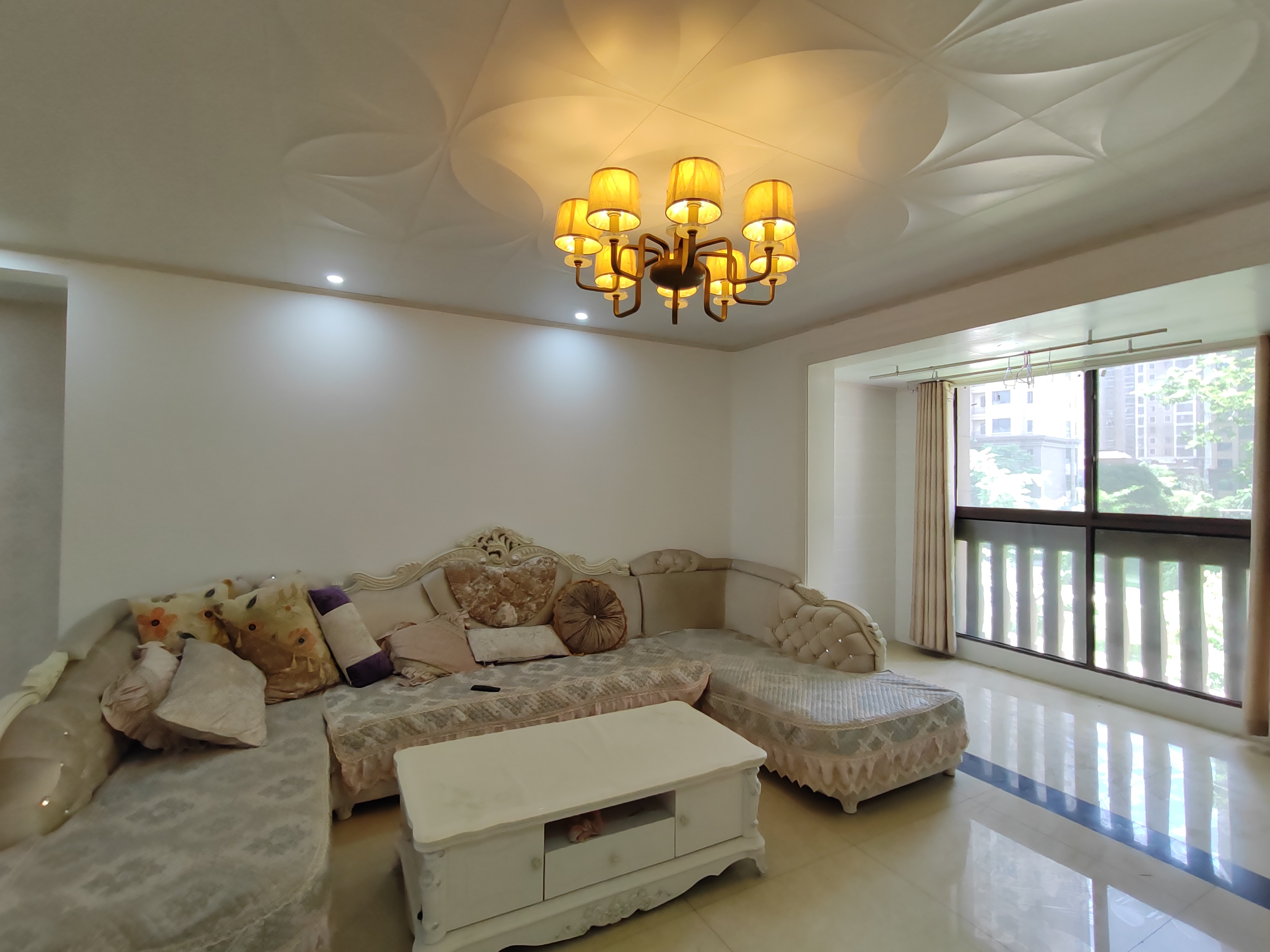 中欧昆仑首府 3室2厅2卫 85.0万 中欧昆仑首府 3室2厅2卫 85.0万室内图