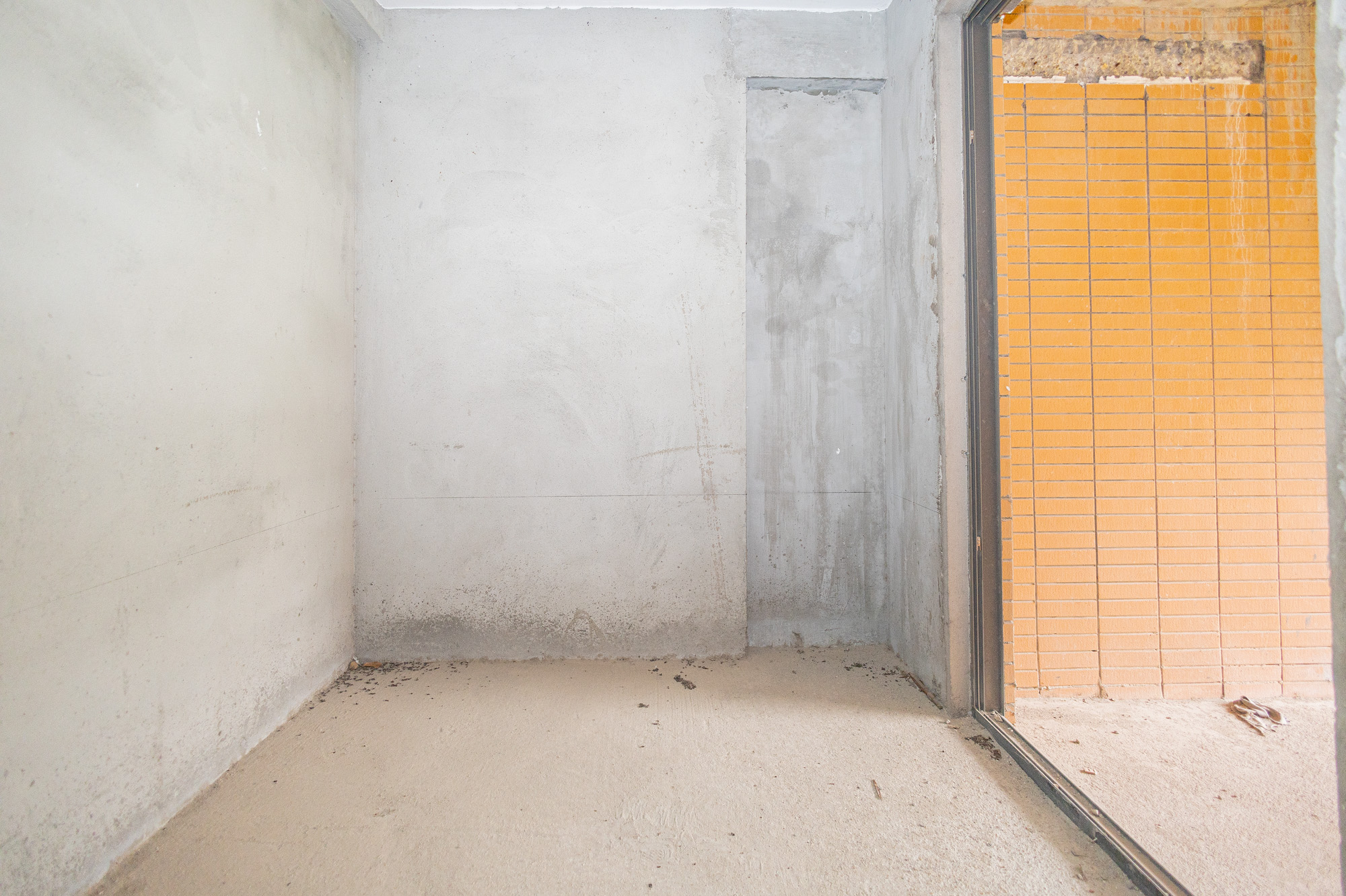 海伦春天  6室3厅3卫   190.00万其他