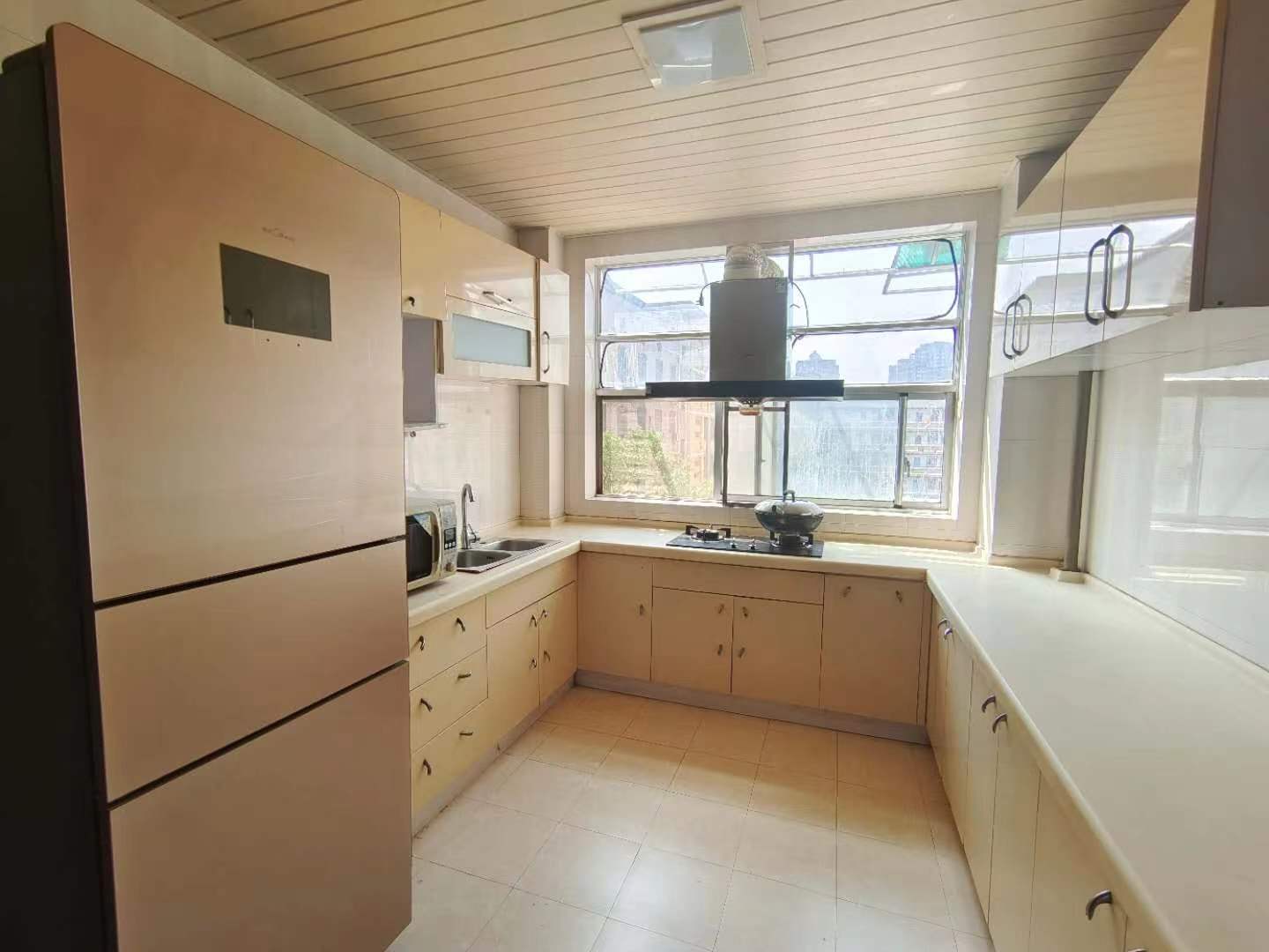 天台小区 4室2厅2卫 63.8万 天台小区 4室2厅2卫 63.8万室内图