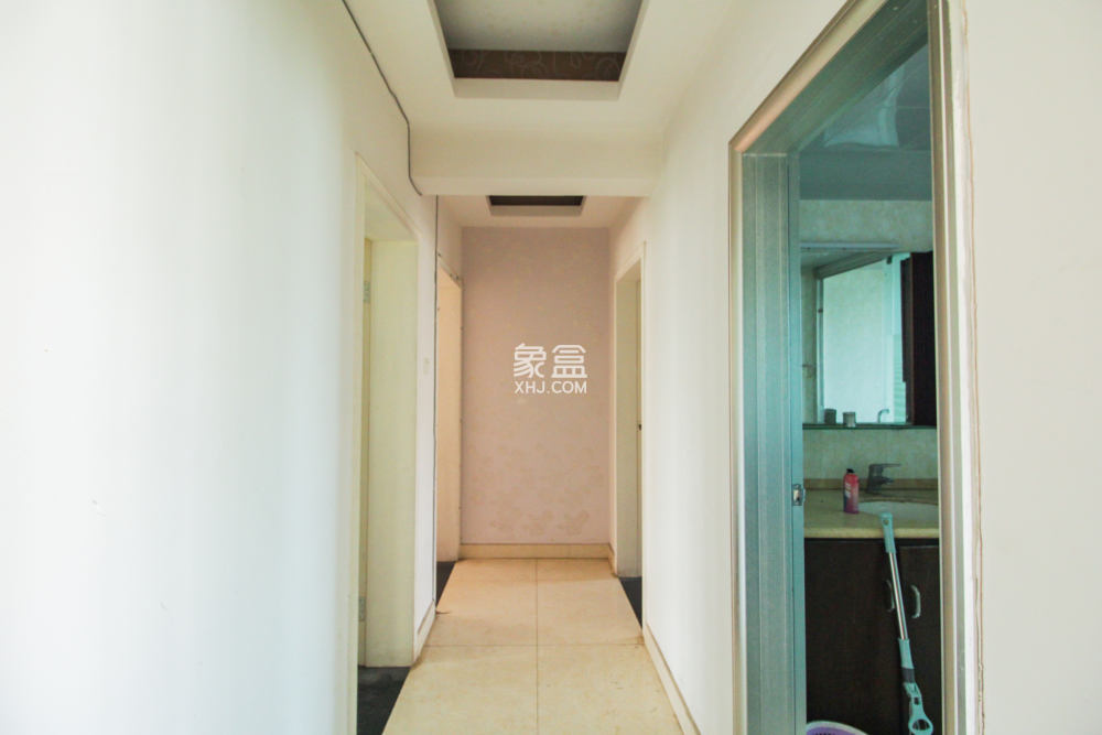 鑫天山水洲城  3室2廳2衛(wèi)   150.00萬(wàn)
