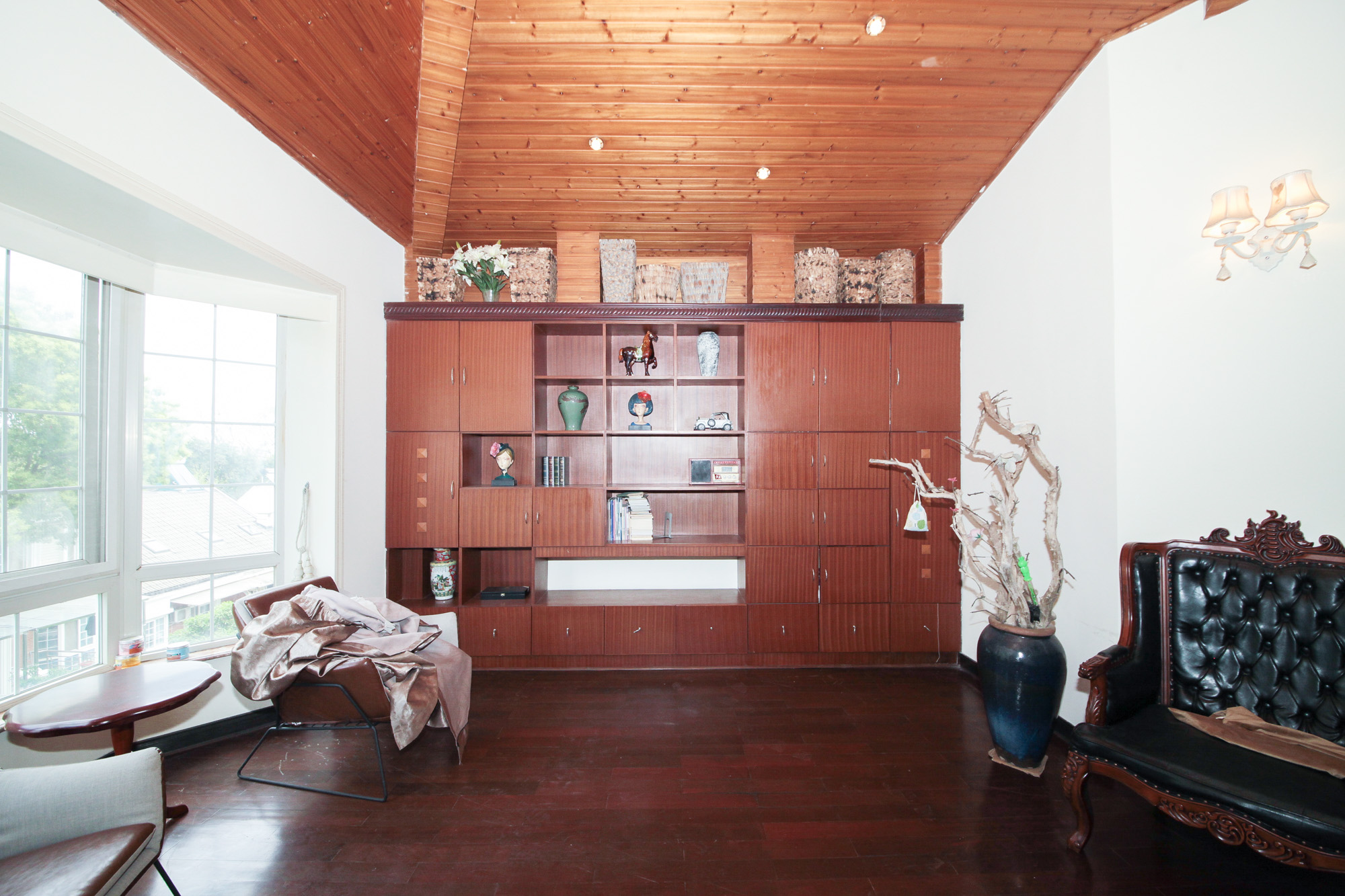 山水芙蓉国际新城 5室2厅1卫 378.00万 山水芙蓉国际新城 5室2厅1卫 378.00万卧室