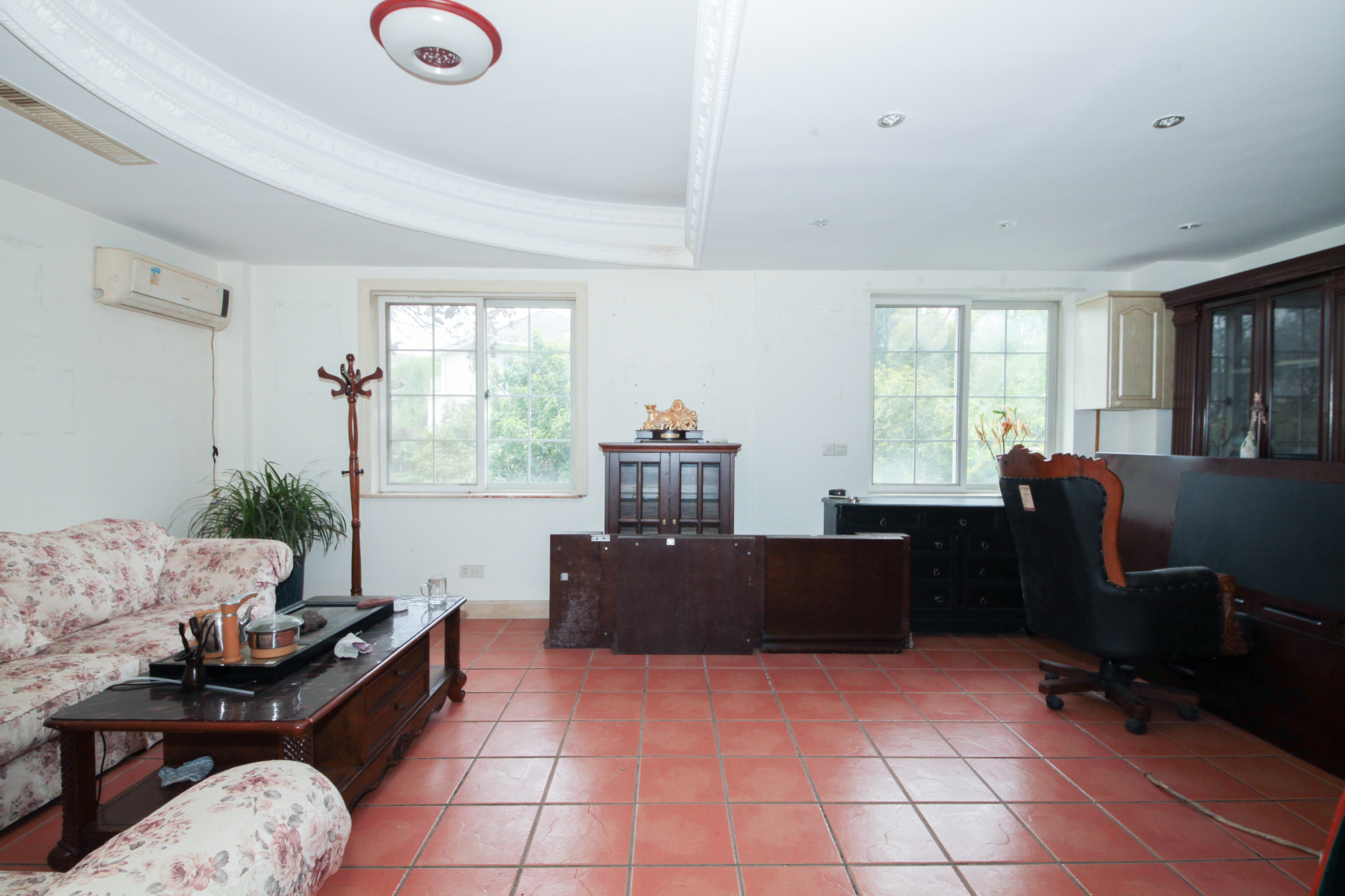 山水芙蓉国际新城 5室2厅1卫 378.00万 山水芙蓉国际新城 5室2厅1卫 378.00万卧室