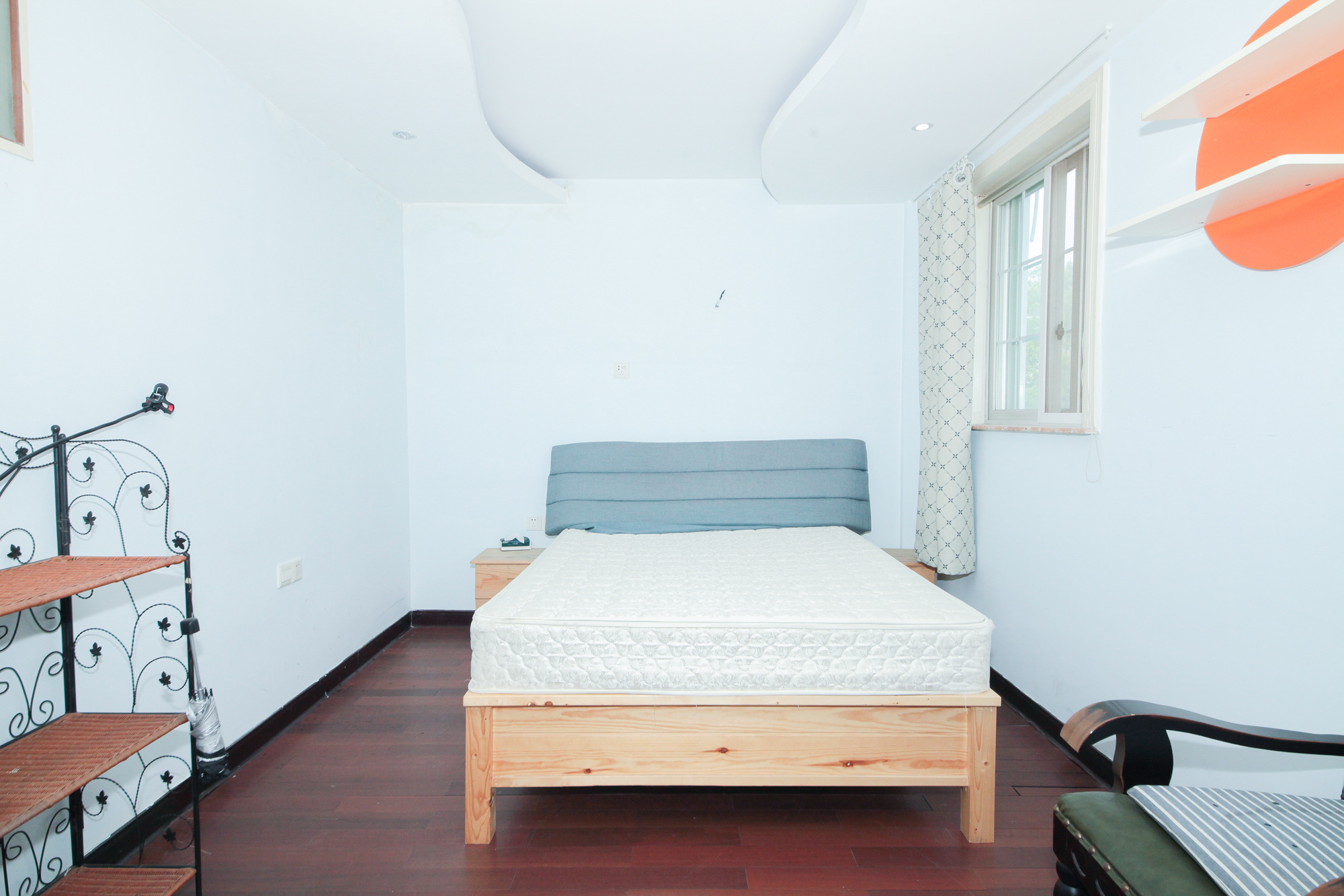 山水芙蓉国际新城 5室2厅1卫 378.00万 山水芙蓉国际新城 5室2厅1卫 378.00万卧室