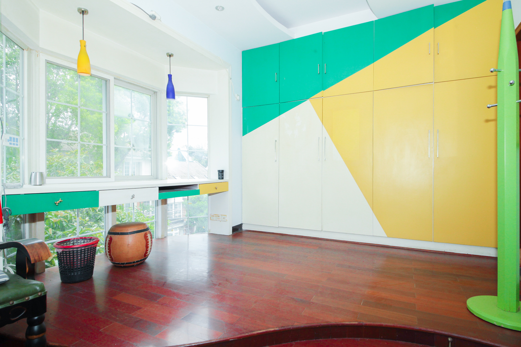 山水芙蓉国际新城 5室2厅1卫 378.00万 山水芙蓉国际新城 5室2厅1卫 378.00万卧室