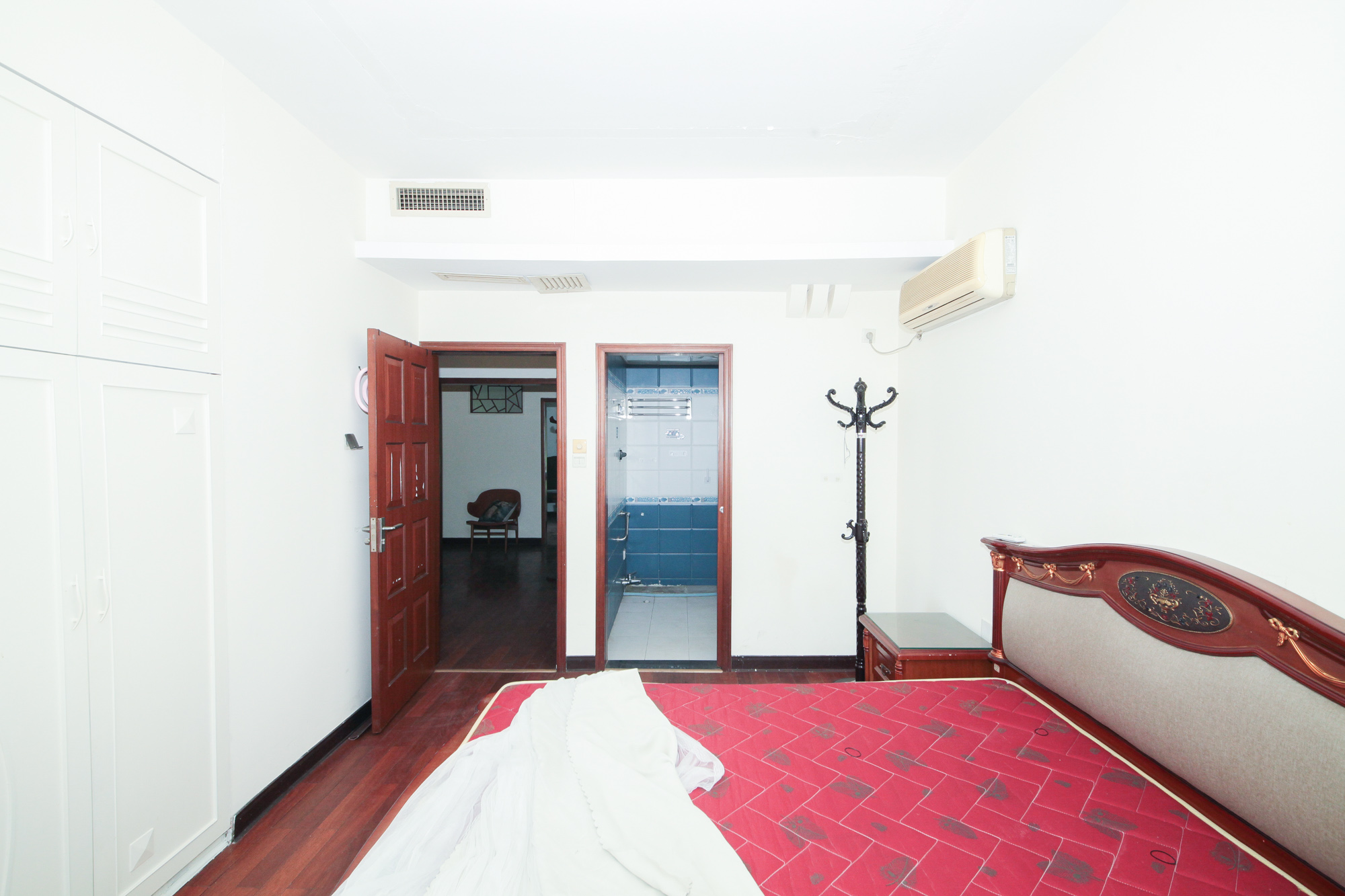 山水芙蓉国际新城 5室2厅1卫 378.00万 山水芙蓉国际新城 5室2厅1卫 378.00万其他