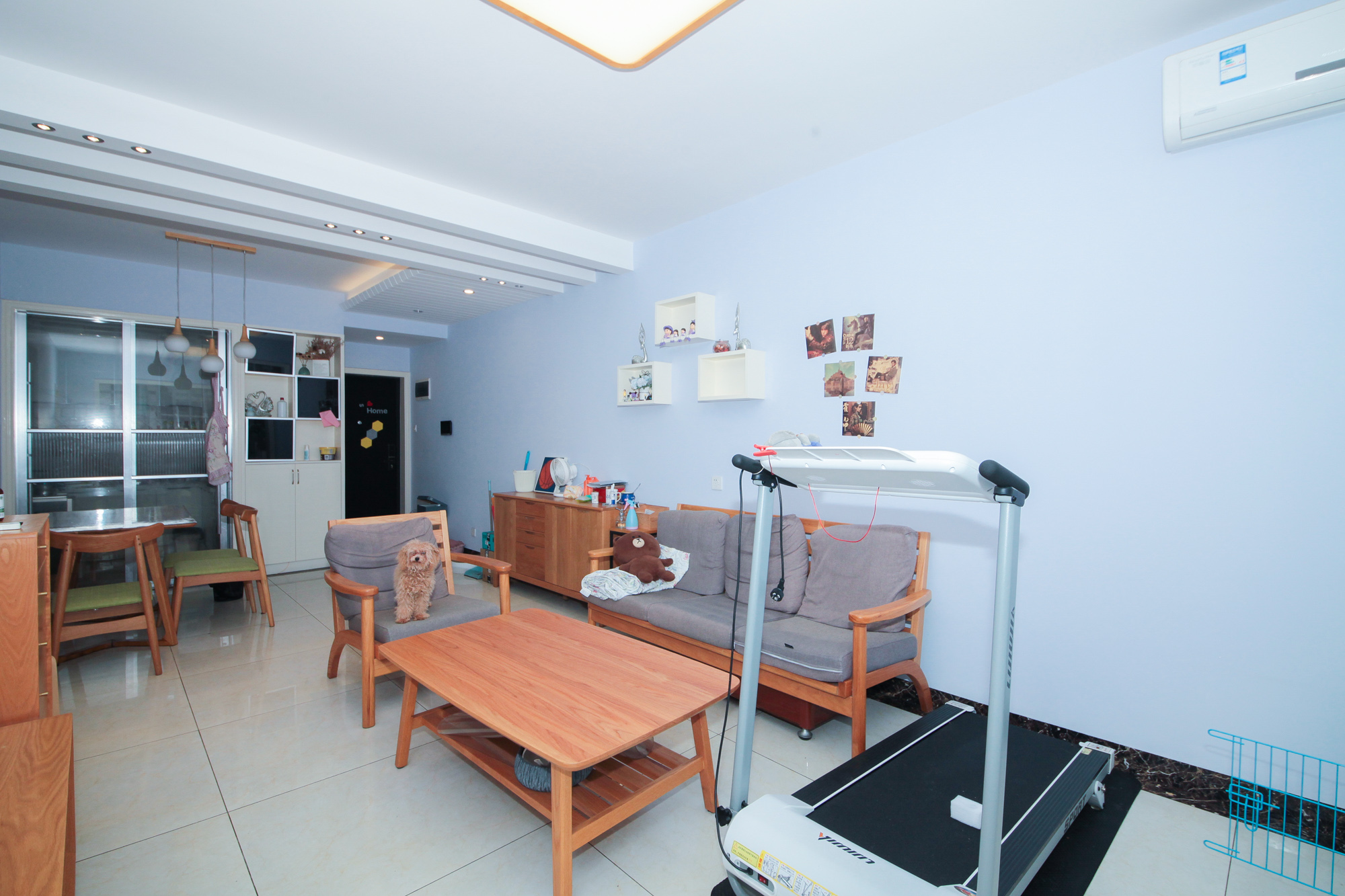 华润置地广场一期 3室2厅1卫 82.00万 华润置地广场一期 3室2厅1卫 82.00万客厅