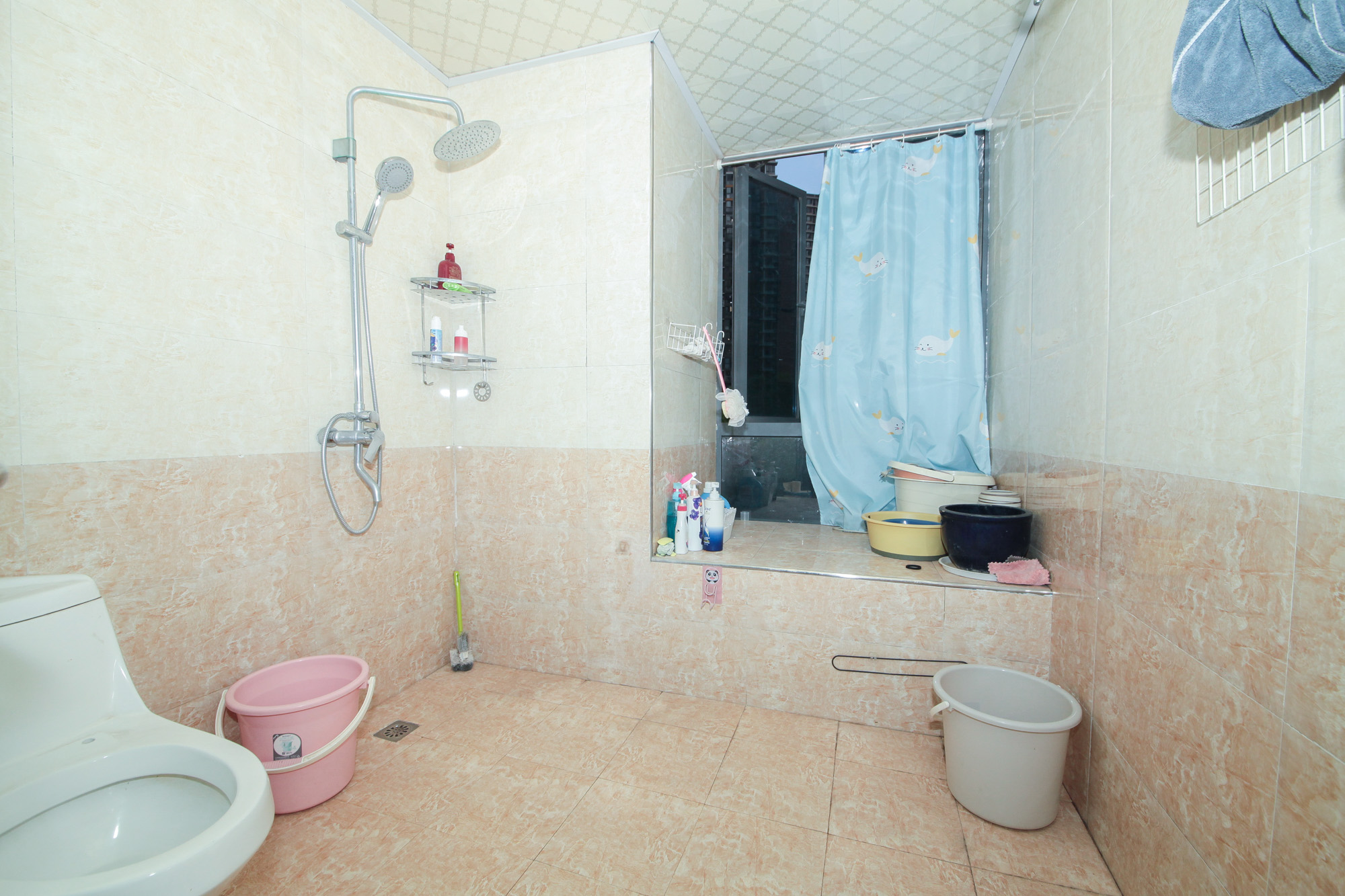 恒基凯旋门一二期 4室2厅2卫 150.00万 恒基凯旋门一二期 4室2厅2卫 150.00万卫生间