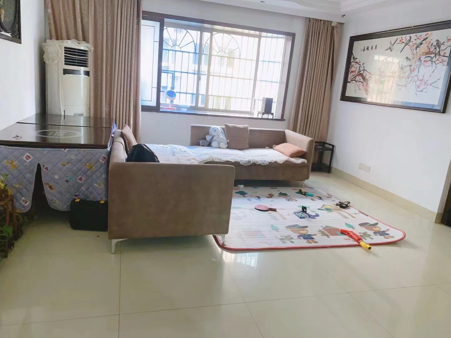 银海花园A区安乐村 3室2厅2卫 55.80万 银海花园A区安乐村 3室2厅2卫 55.80万客厅