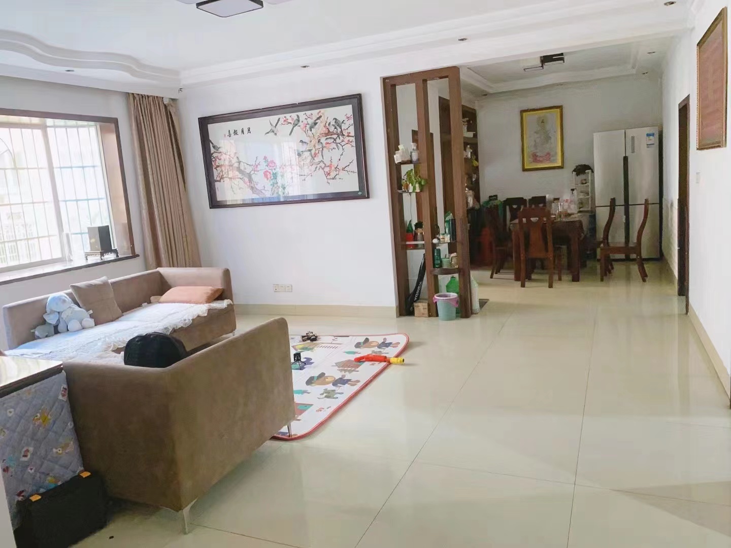 银海花园A区安乐村 3室2厅2卫 55.80万 银海花园A区安乐村 3室2厅2卫 55.80万客厅