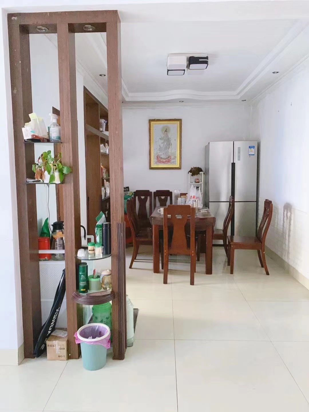 银海花园A区安乐村 3室2厅2卫 55.80万 银海花园A区安乐村 3室2厅2卫 55.80万客厅