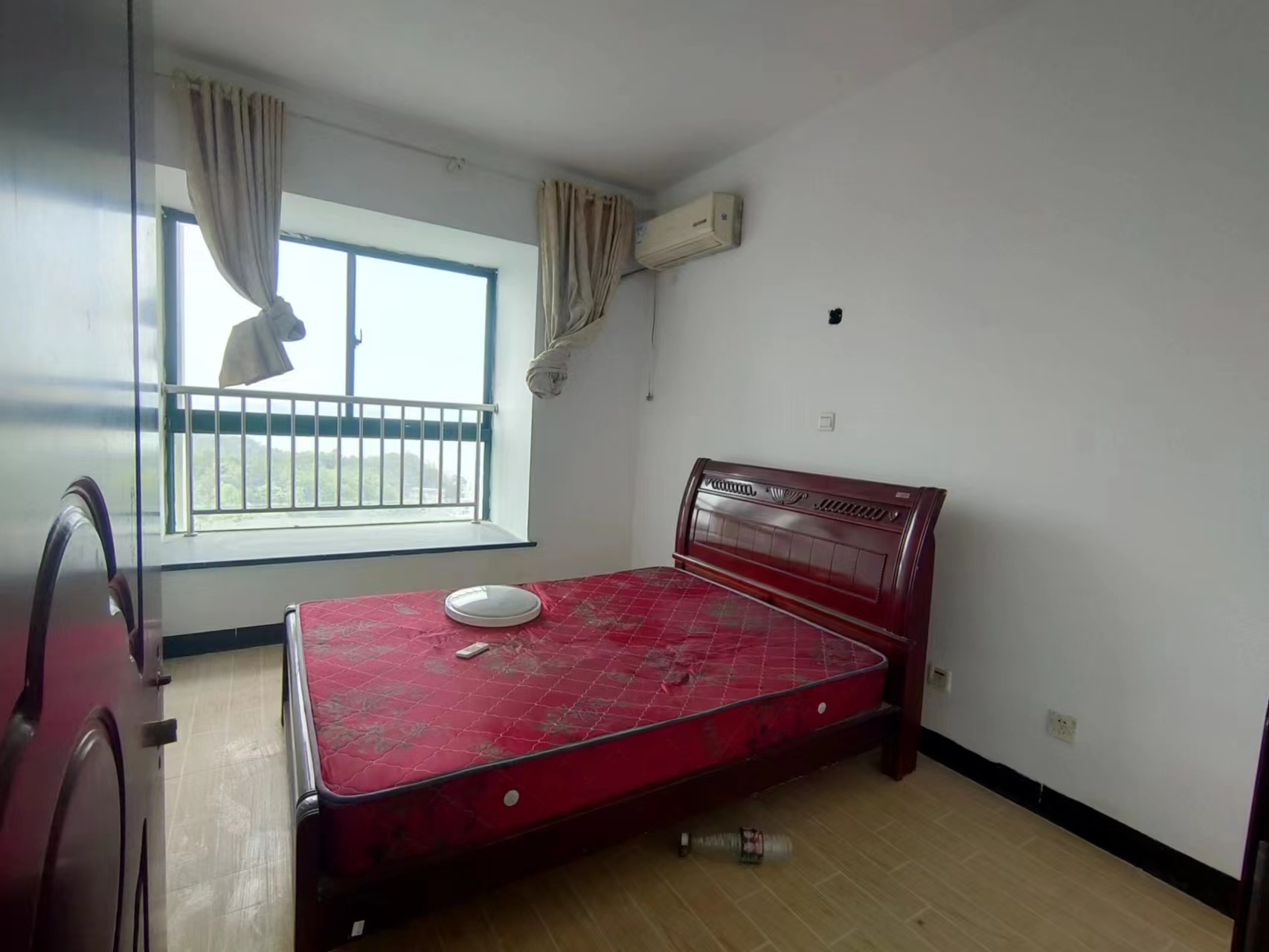 经世皇城 3室2厅1卫 49.80万 经世皇城 3室2厅1卫 49.80万室内图