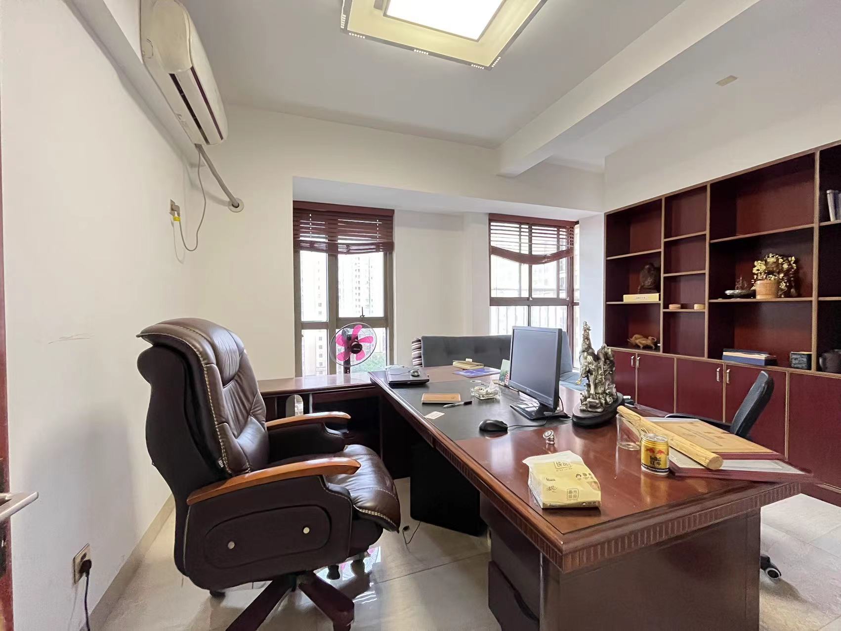 凯旋名门人民中路1006号 2室1厅1卫 32.80万 凯旋名门人民中路1006号 2室1厅1卫 32.80万室内图