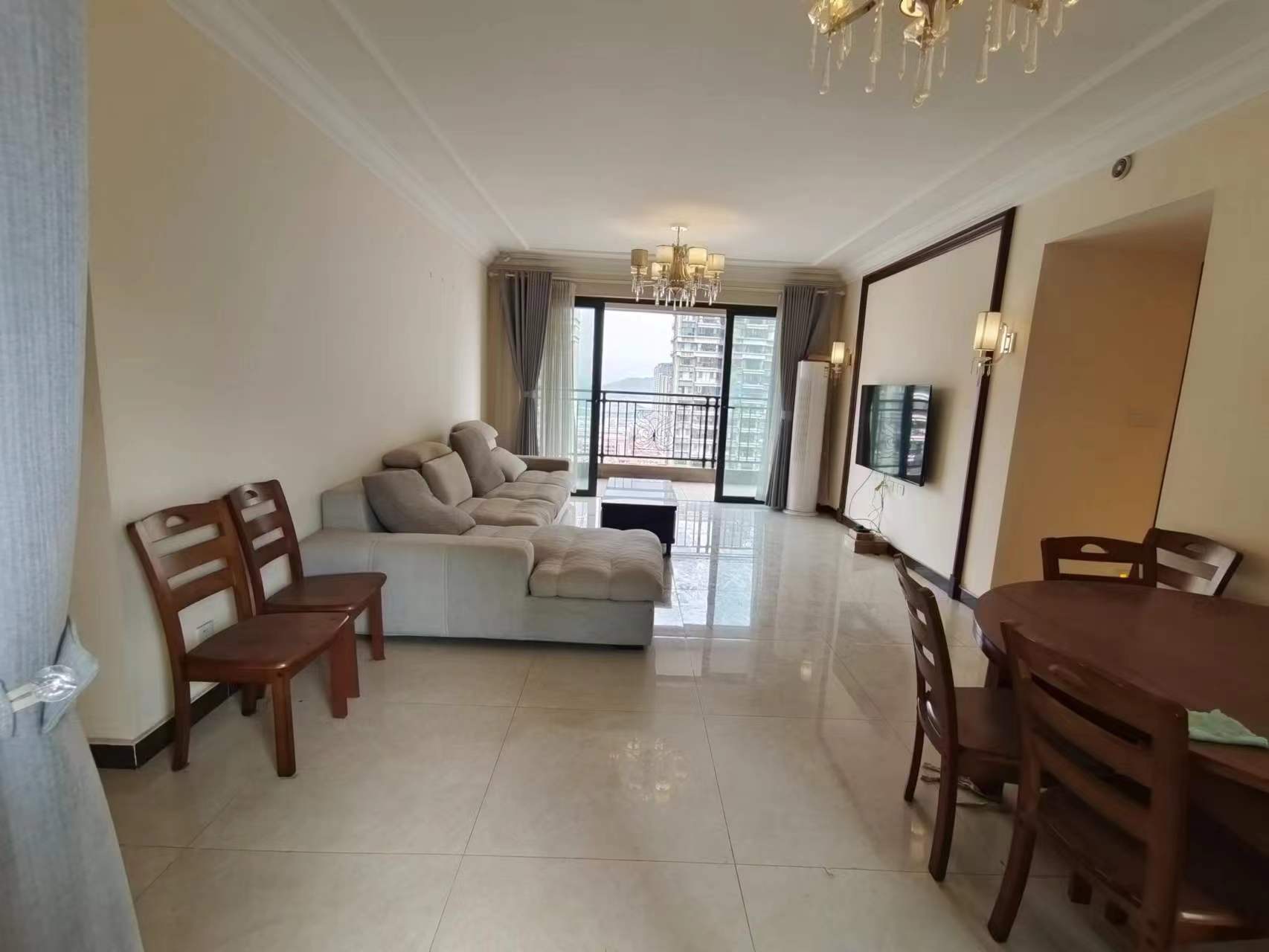 恒大华府  4室2厅2卫   99.80万 恒大华府  4室2厅2卫   99.80万室内图