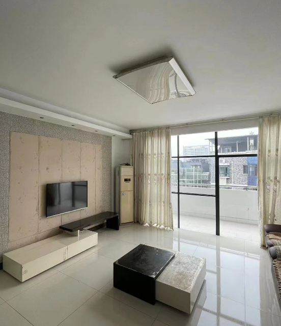 海创明珠花园 5室2厅2卫 38.00万 海创明珠花园 5室2厅2卫 38.00万室内图