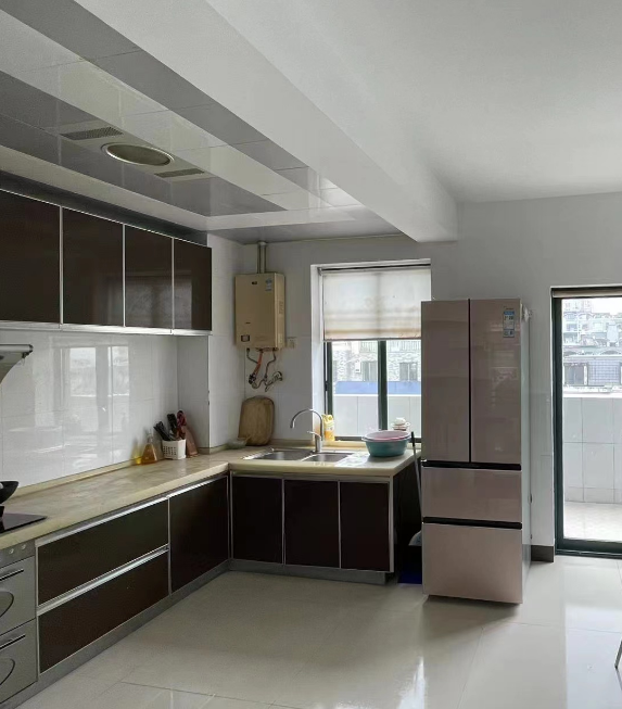 海创明珠花园 5室2厅2卫 38.00万 海创明珠花园 5室2厅2卫 38.00万室内图