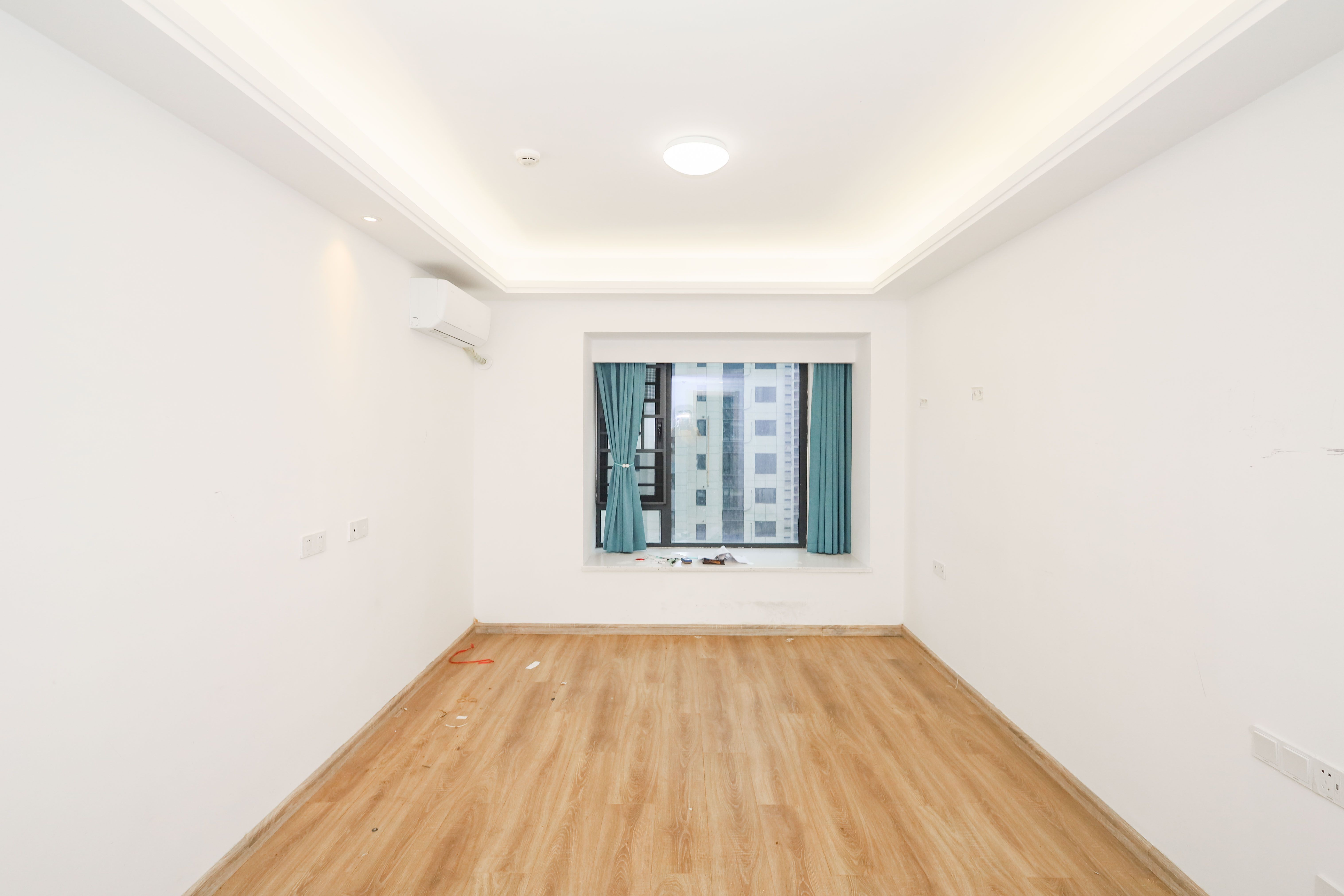 南山梅溪一方  3室2厅2卫    157.0万卧室