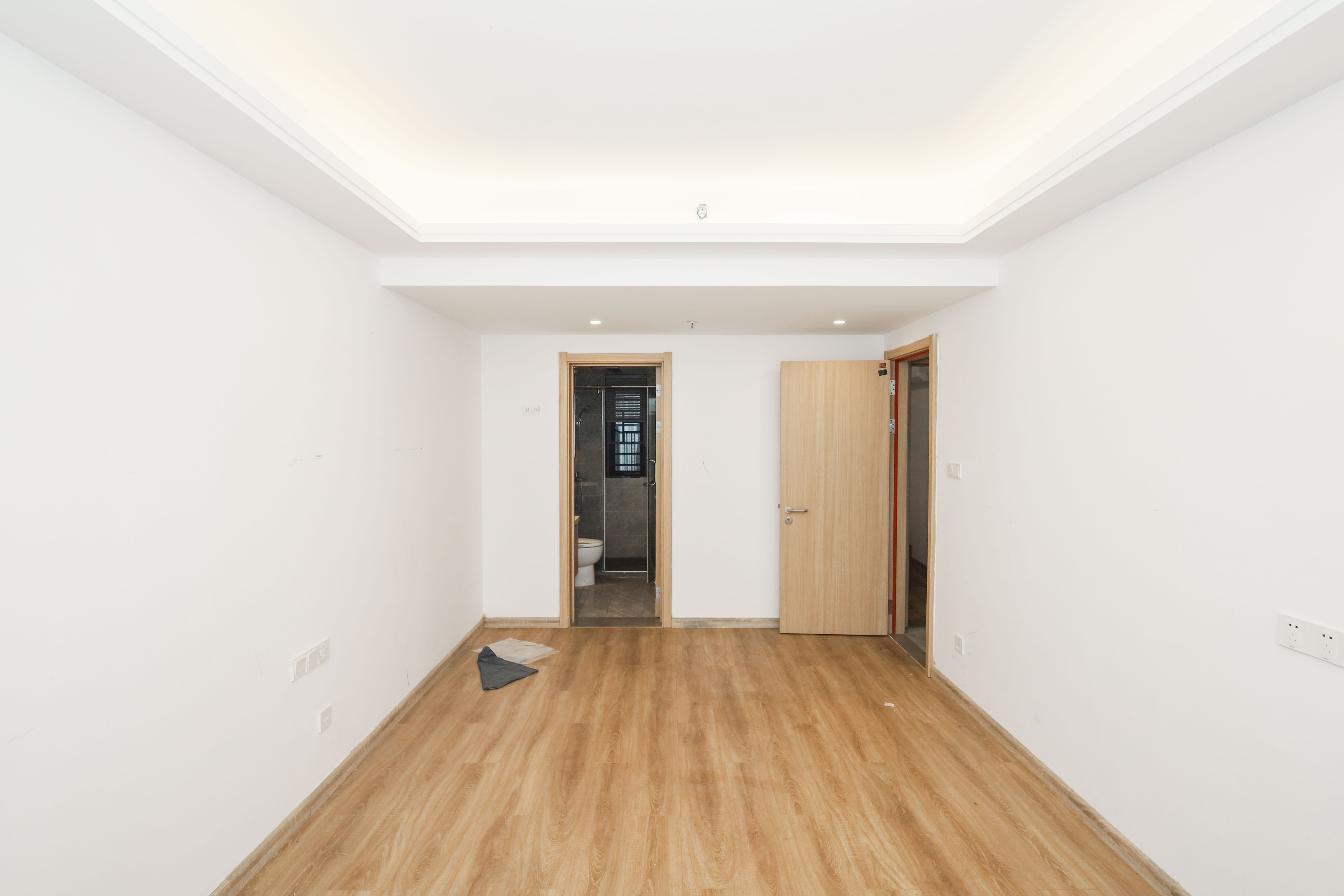 南山梅溪一方  3室2厅2卫    157.0万卧室