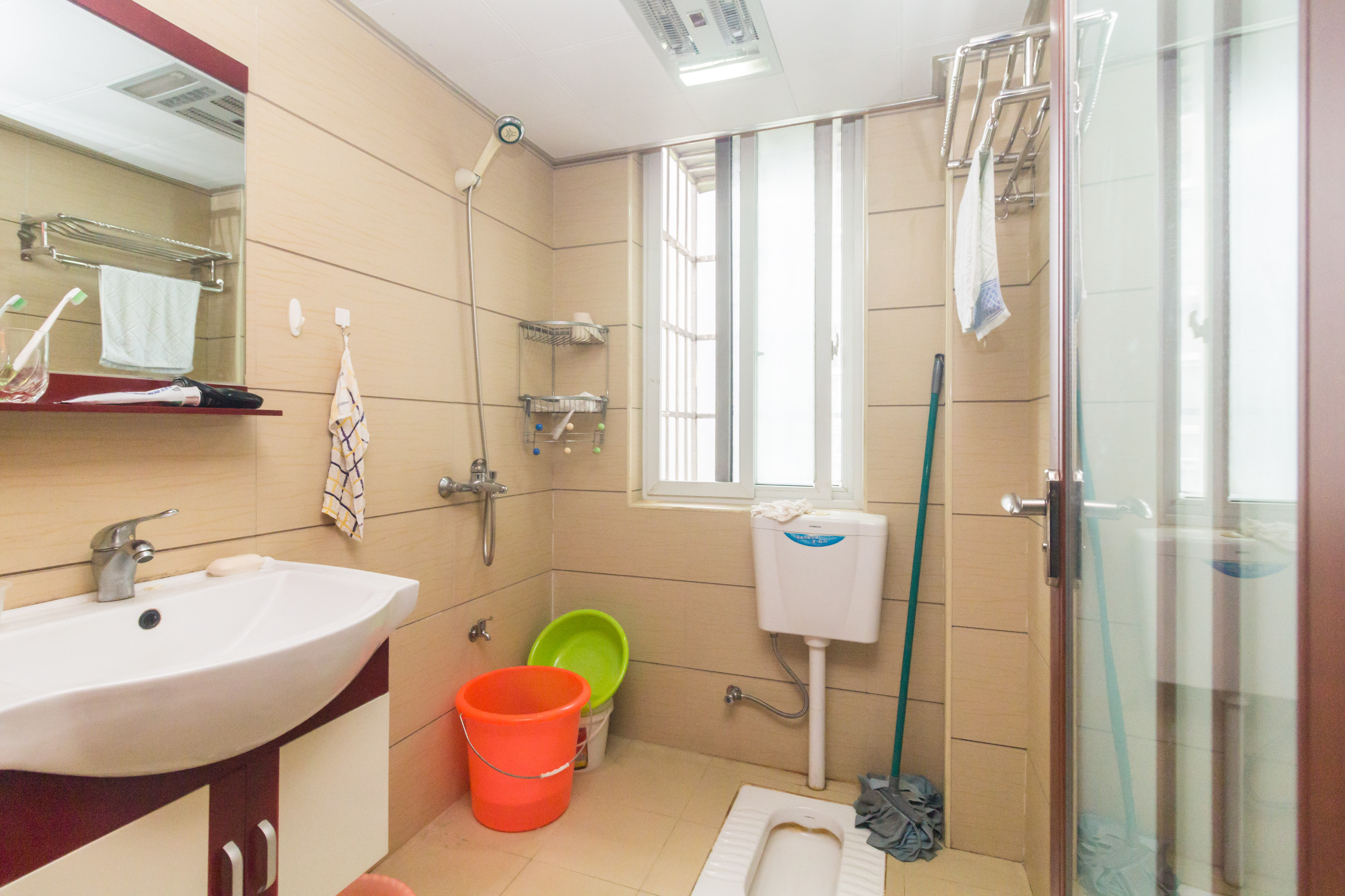 方略学府佳境 3室2厅2卫 53.8万 方略学府佳境 3室2厅2卫 53.8万卫生间