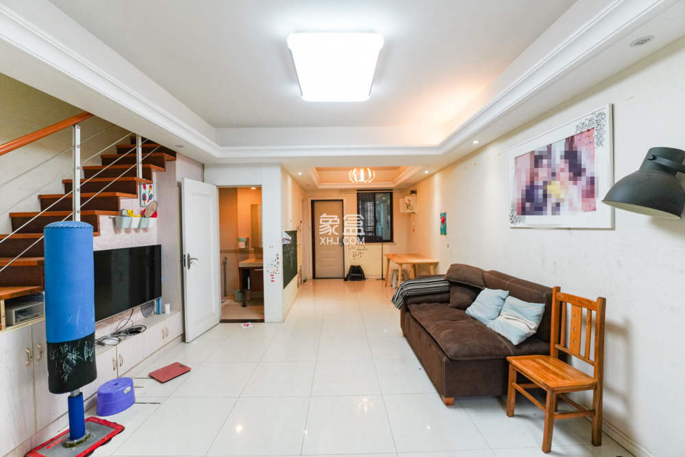 奥林匹克花园贡院三期  4室2厅2卫   85.00万