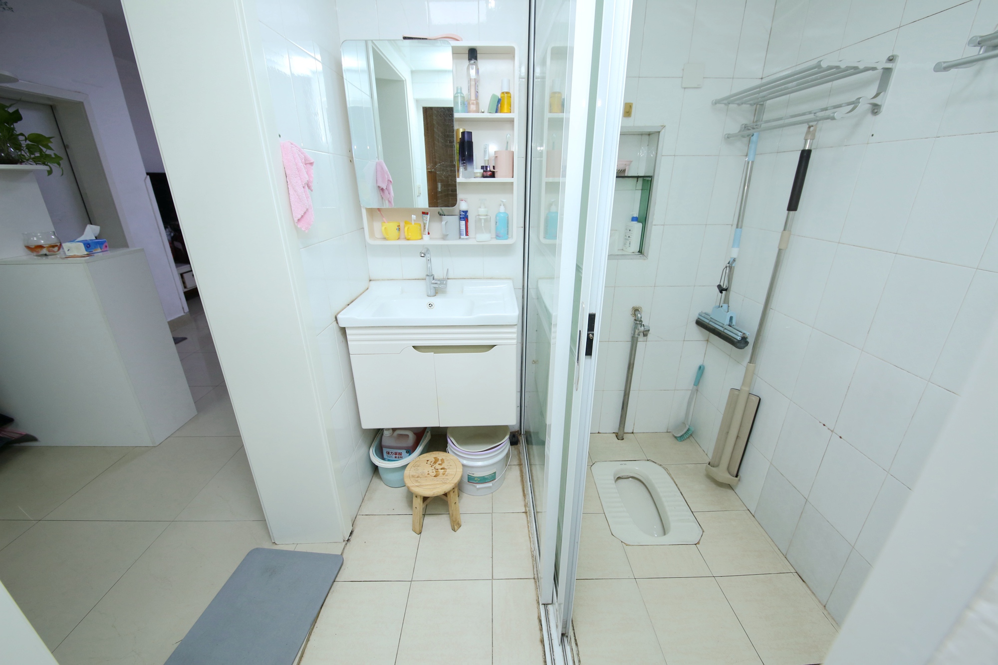马王堆陶瓷建材新城  2室2厅1卫   61.80万卫生间