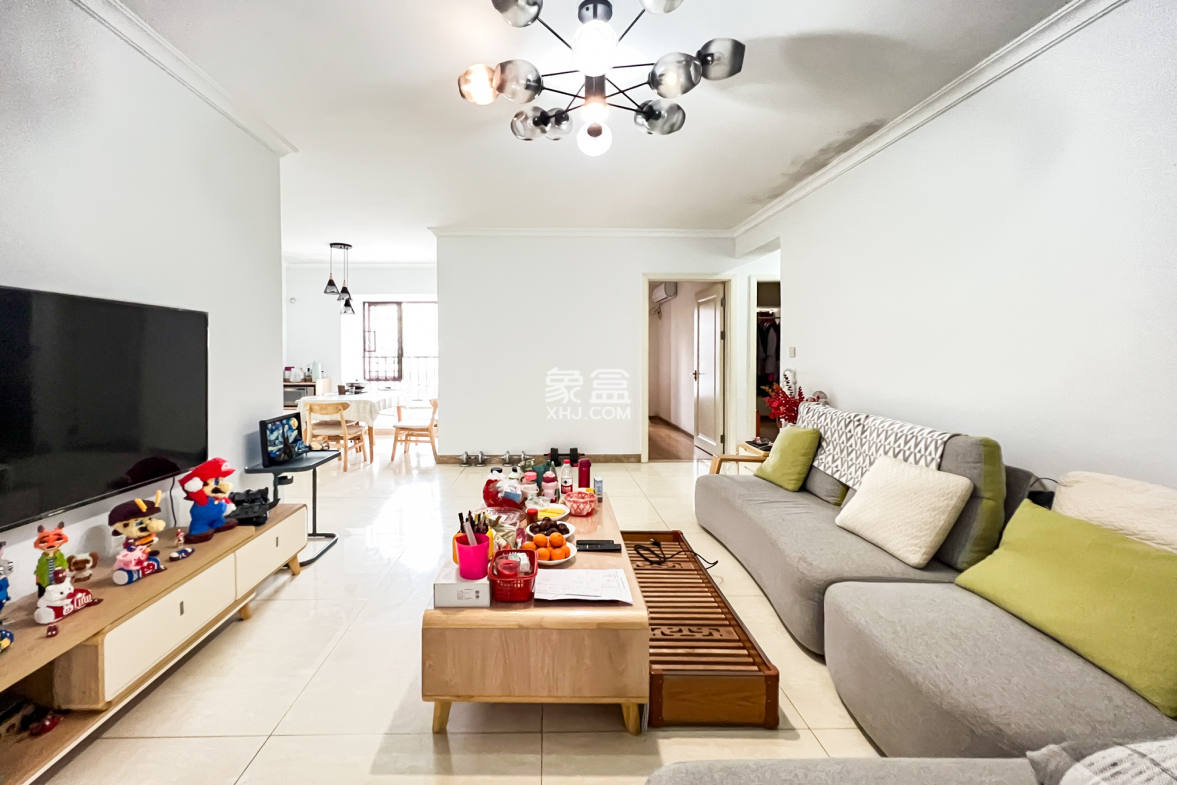 时代倾城一期 3室2厅1卫 112.00万 时代倾城一期 3室2厅1卫 112.00万客厅