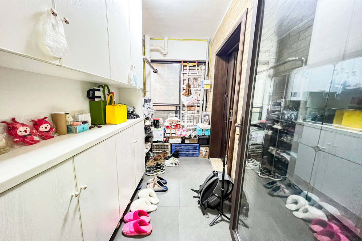 时代倾城一期 3室2厅1卫 112.00万 时代倾城一期 3室2厅1卫 112.00万其他