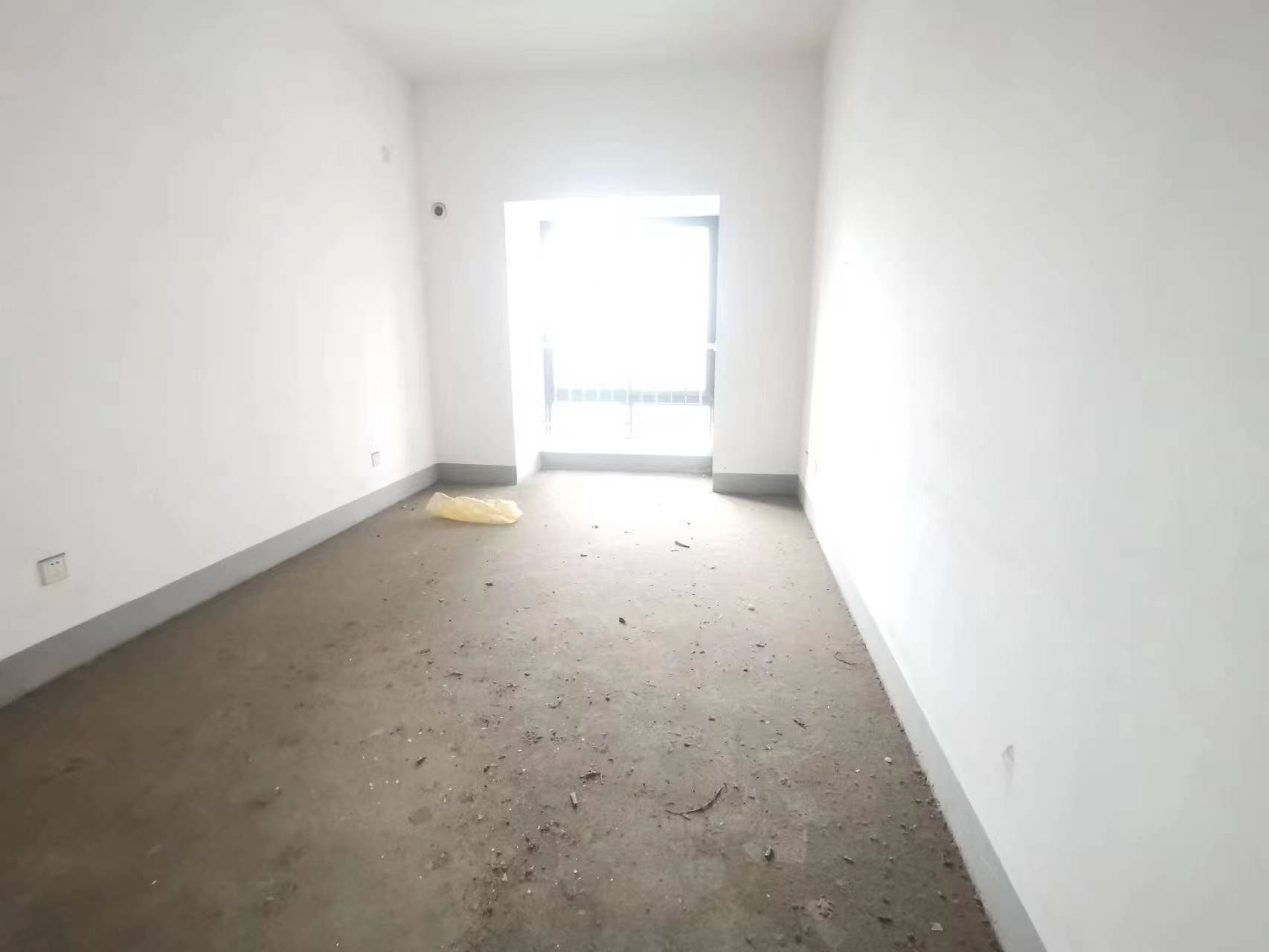 紫苑江岸 4室2厅2卫 51.80万 紫苑江岸 4室2厅2卫 51.80万室内图