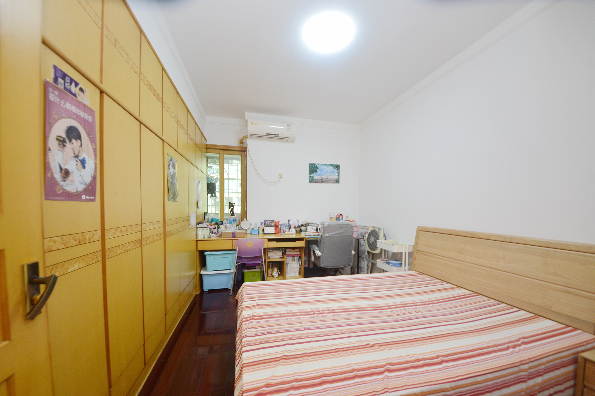 宏轩花苑  3室2厅2卫    128.0万卧室