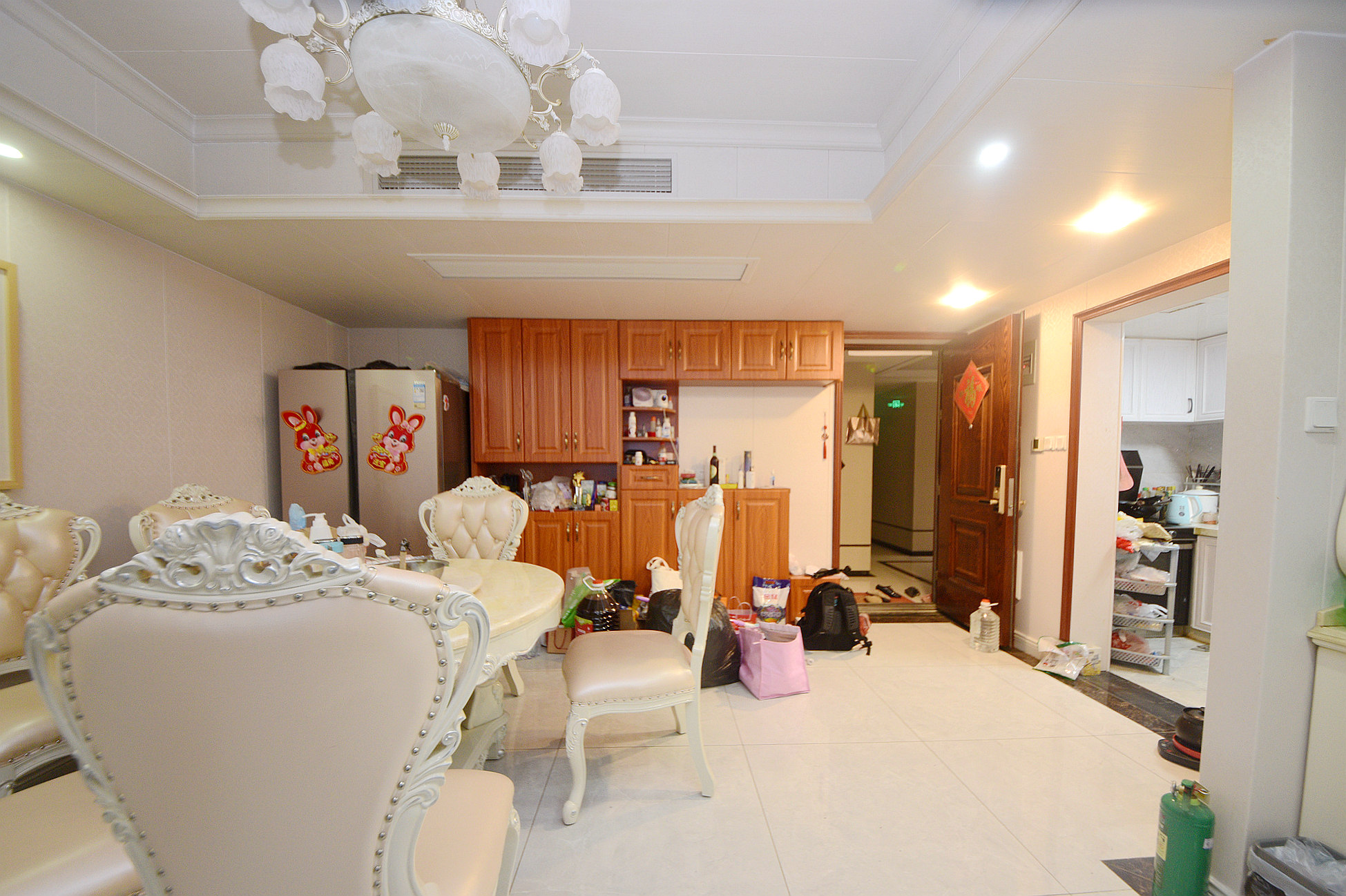 建发中央悦府  4室2厅2卫   178.00万客厅