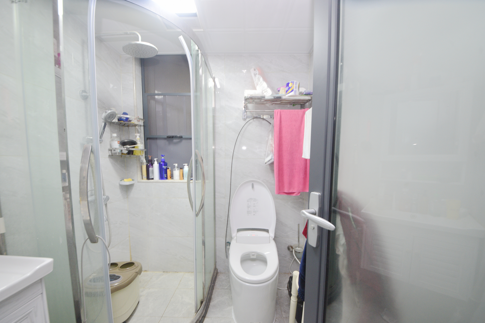 建发中央悦府  4室2厅2卫   178.00万卫生间