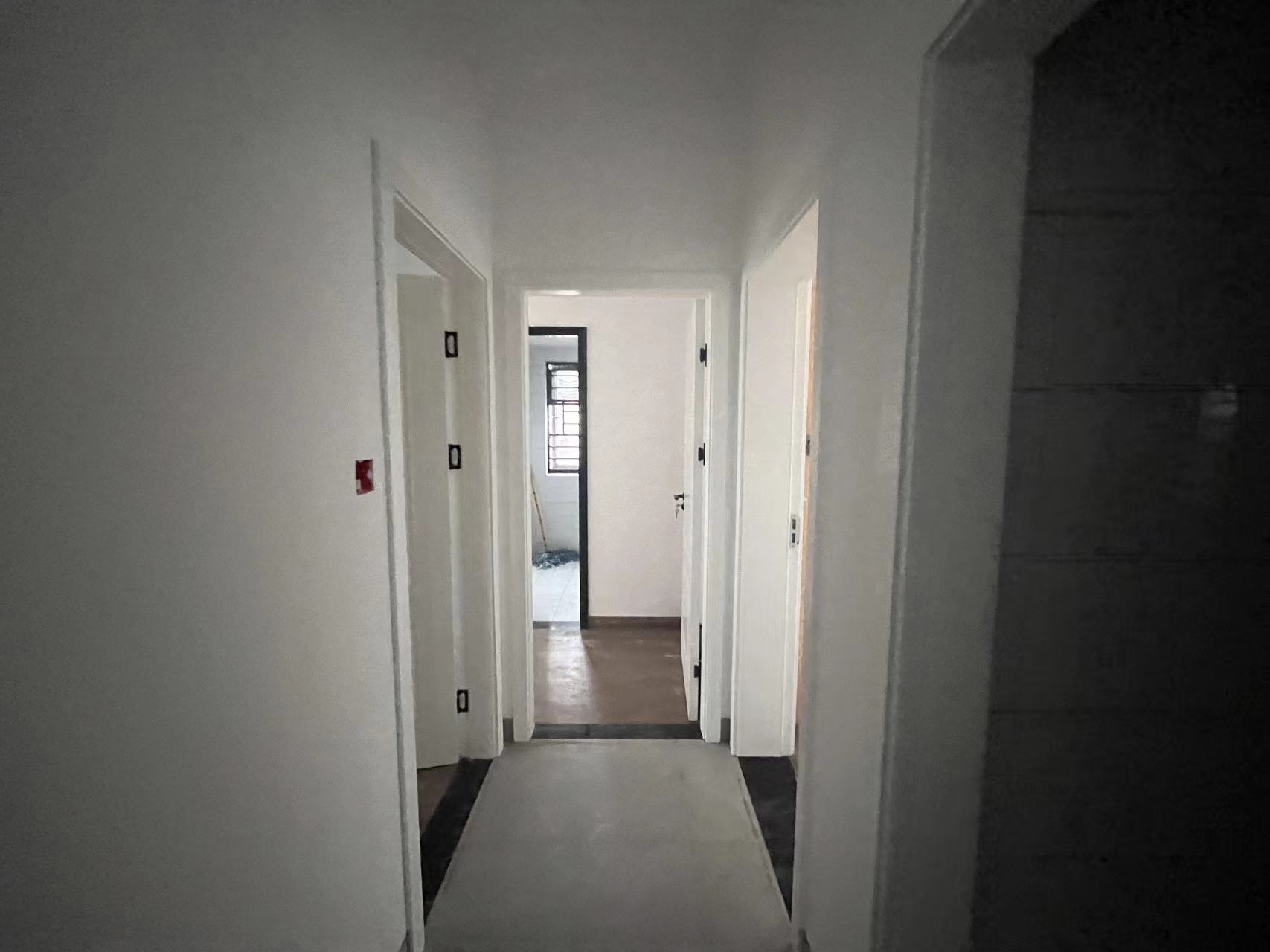 中建江湾壹号 3室2厅2卫 95.0万 中建江湾壹号 3室2厅2卫 95.0万室内图