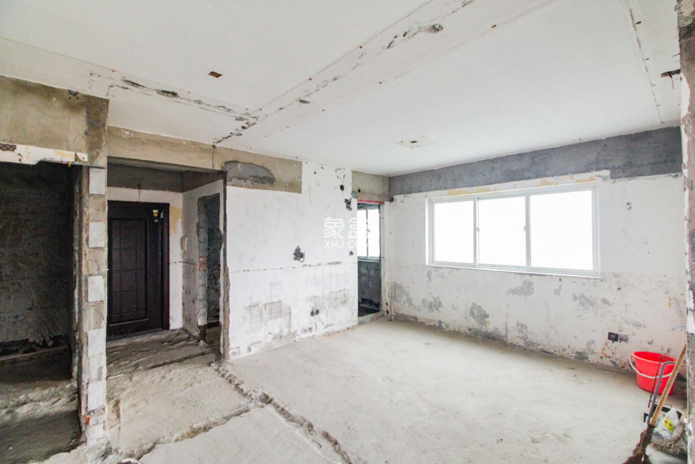 山水庭院  2室2厅1卫   49.00万