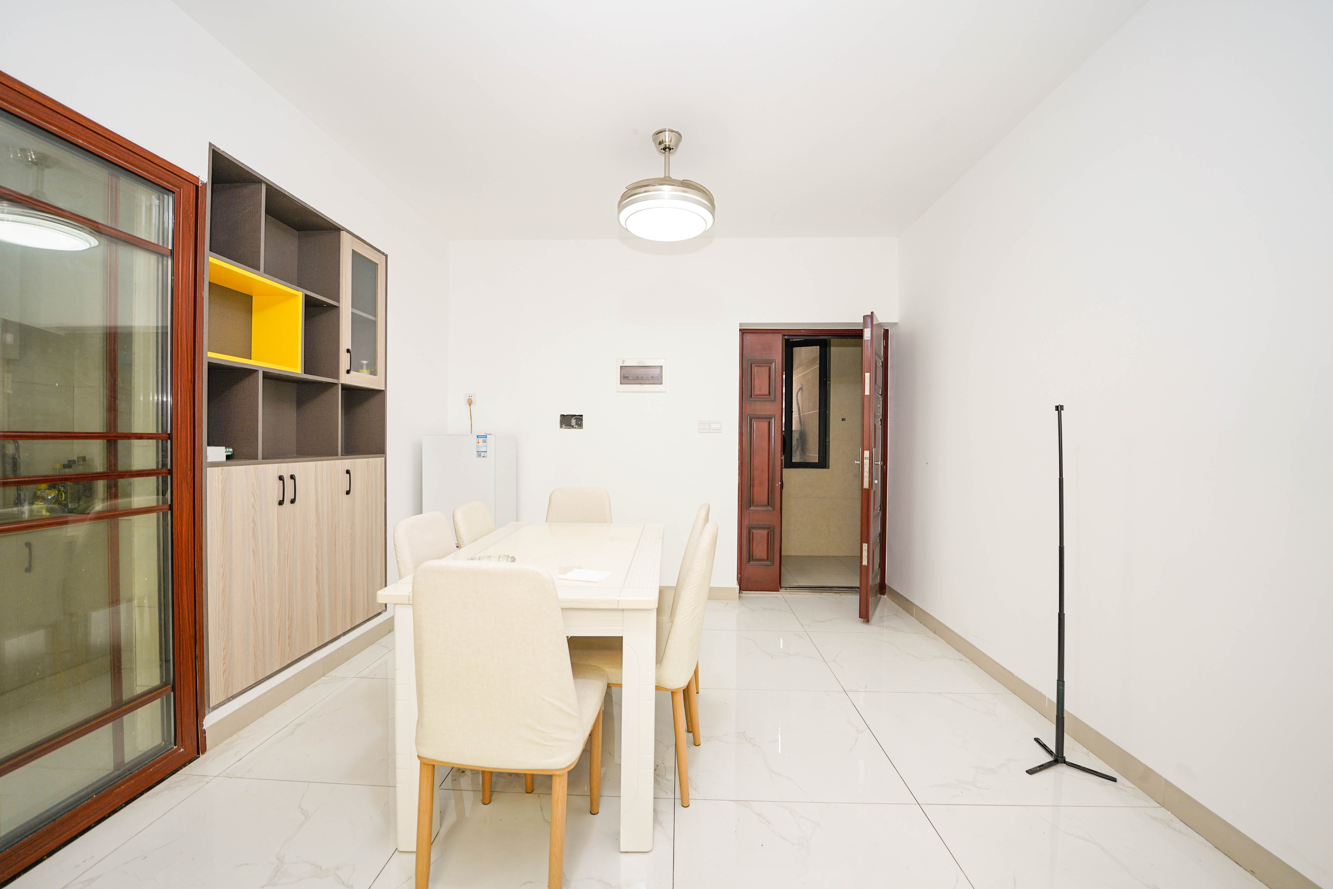 五矿万境蓝山  2室2厅1卫    85.0万客厅