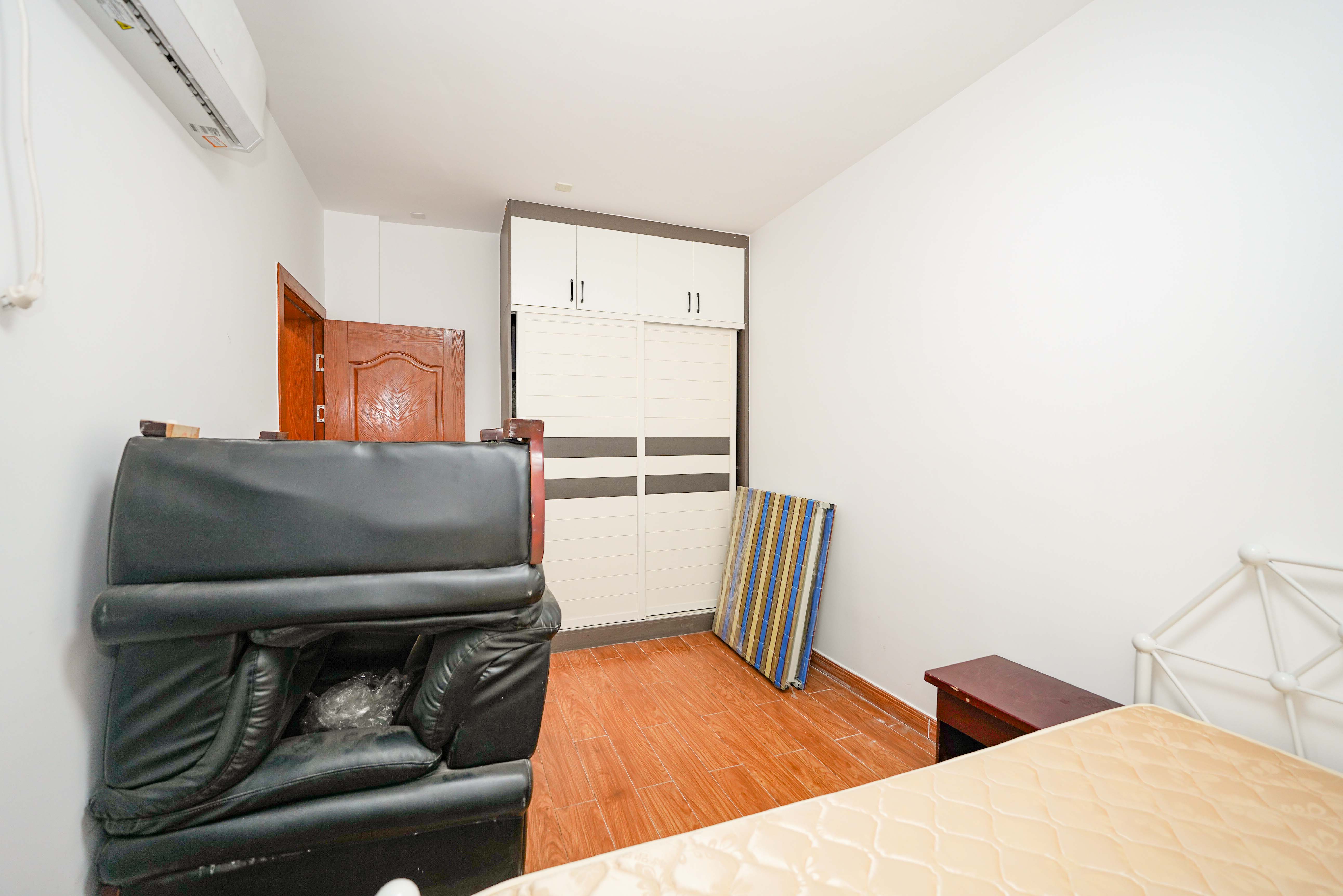 五矿万境蓝山  2室2厅1卫    85.0万卧室