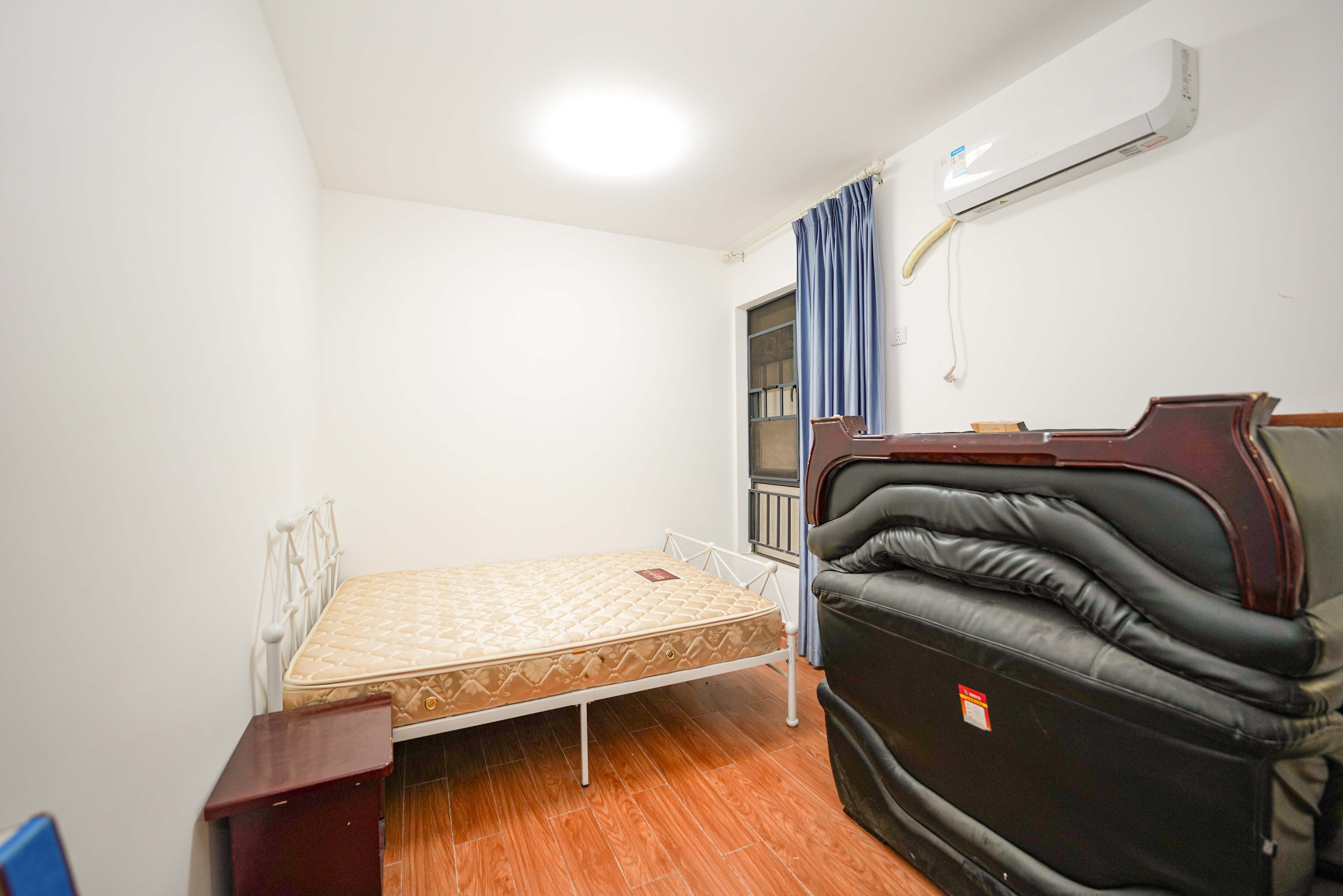 五矿万境蓝山  2室2厅1卫    85.0万卧室