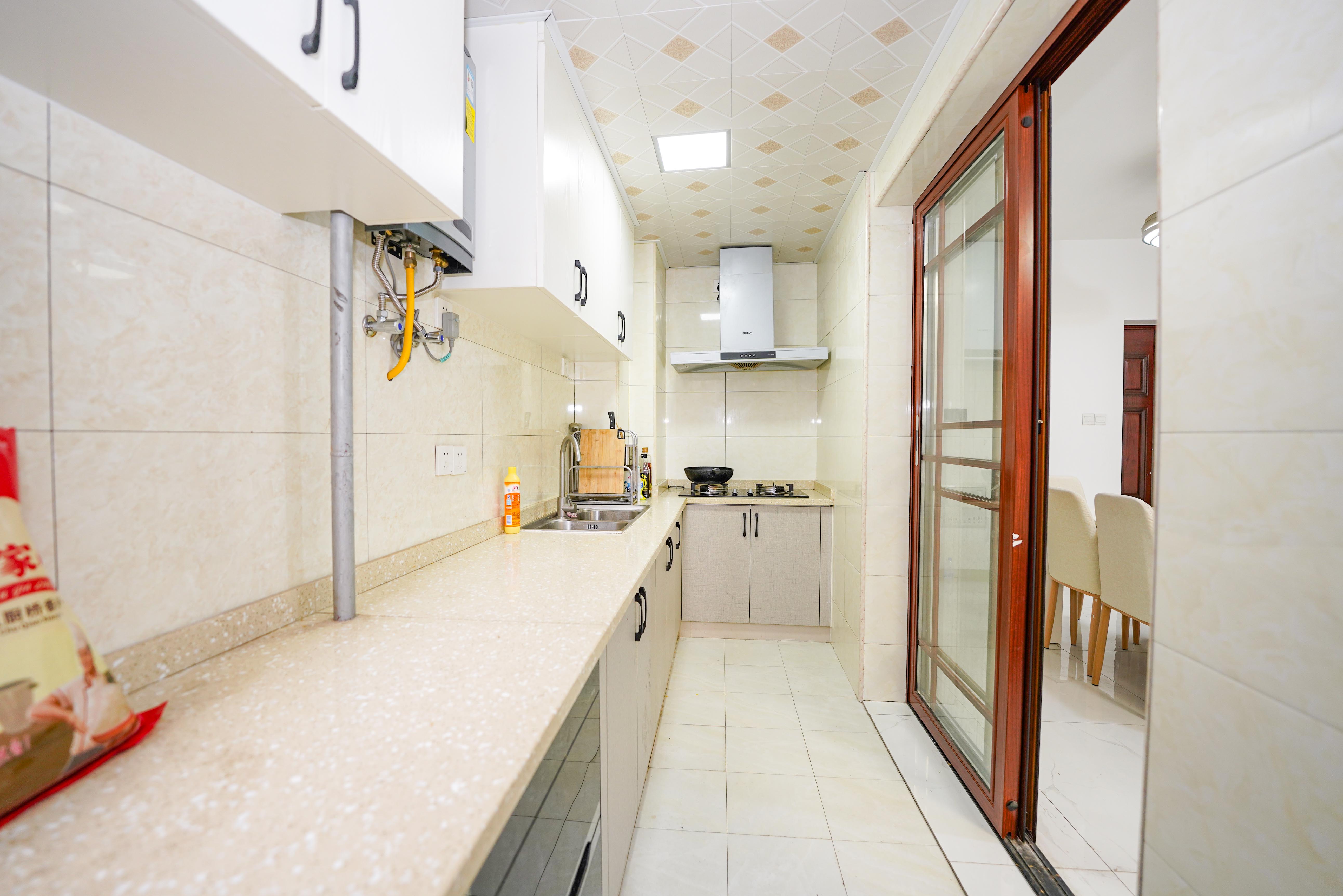 五矿万境蓝山  2室2厅1卫    85.0万厨房