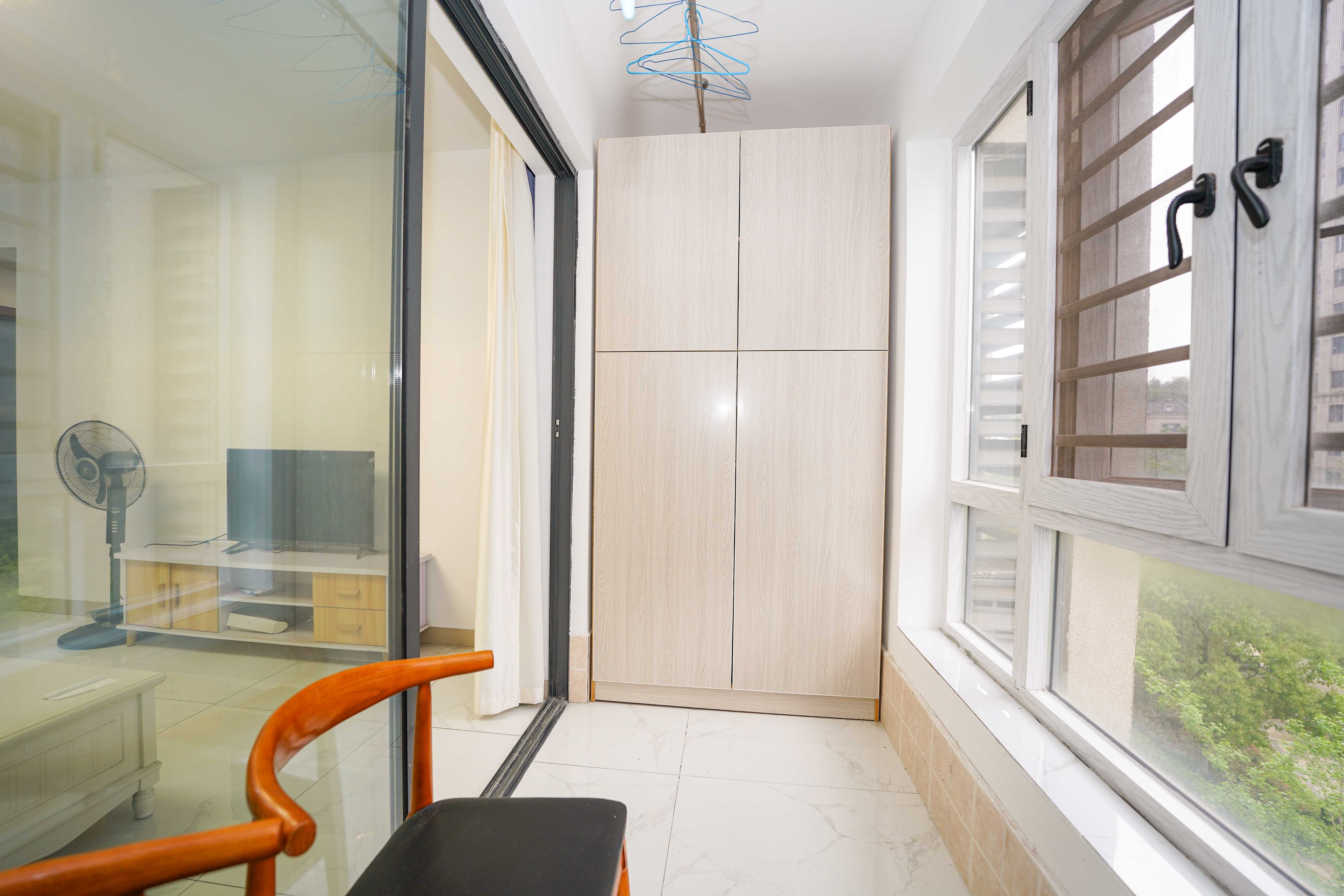 五矿万境蓝山  2室2厅1卫    85.0万阳台