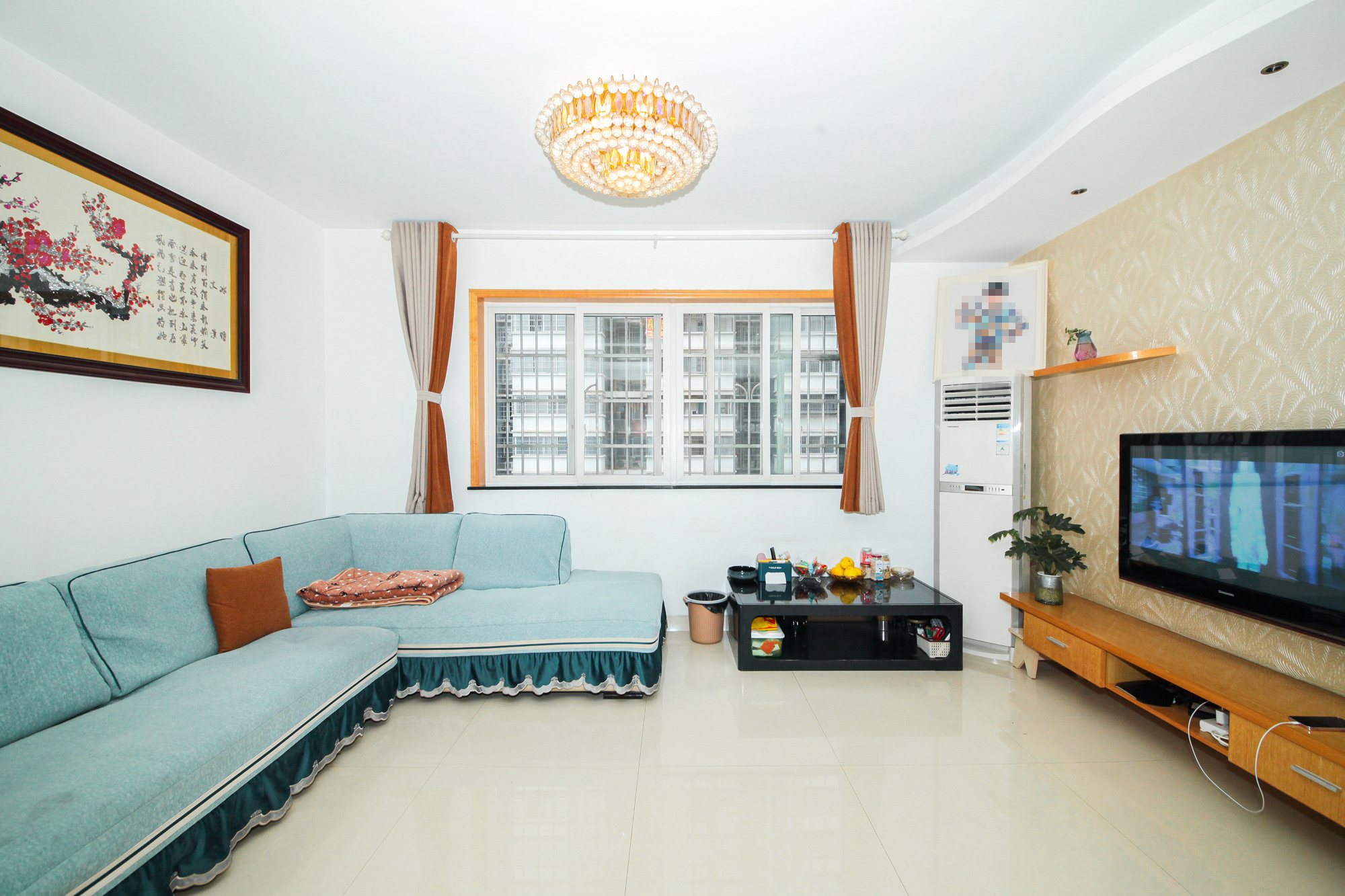 锦璨家园  3室2厅2卫   69.80万 锦璨家园  3室2厅2卫   69.80万客厅