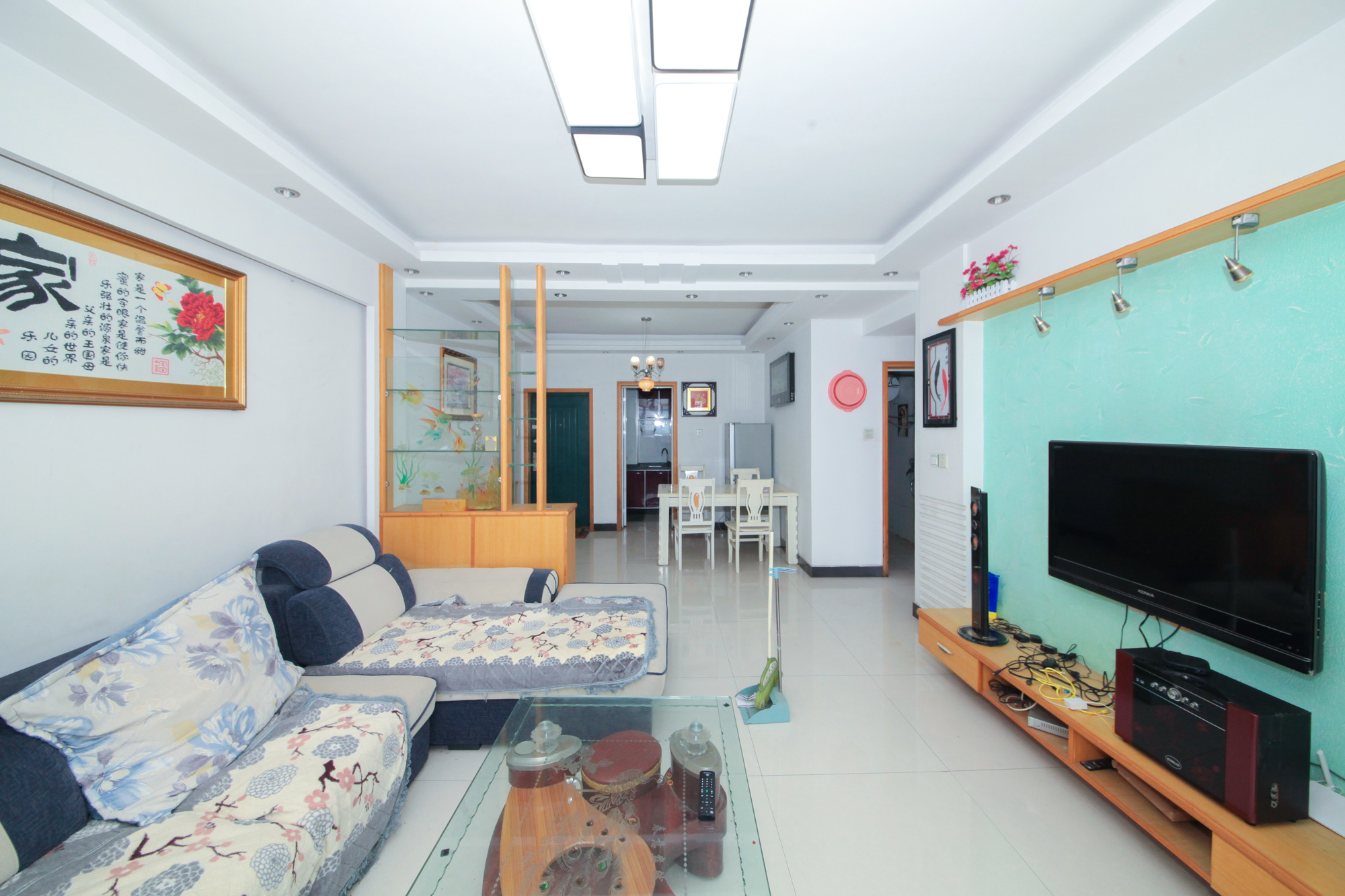 锦璨家园 2室1厅1卫 48.80万 锦璨家园 2室1厅1卫 48.80万客厅