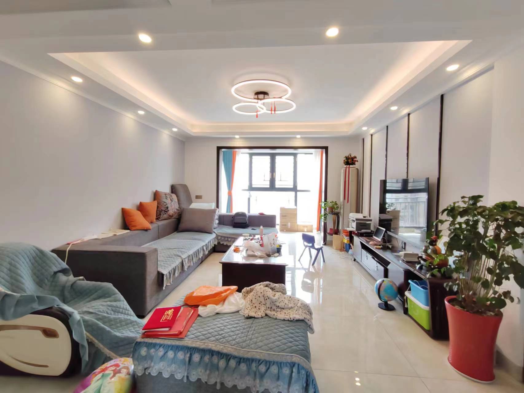 中欧昆仑首府 4室2厅2卫 89.80万 中欧昆仑首府 4室2厅2卫 89.80万室内图