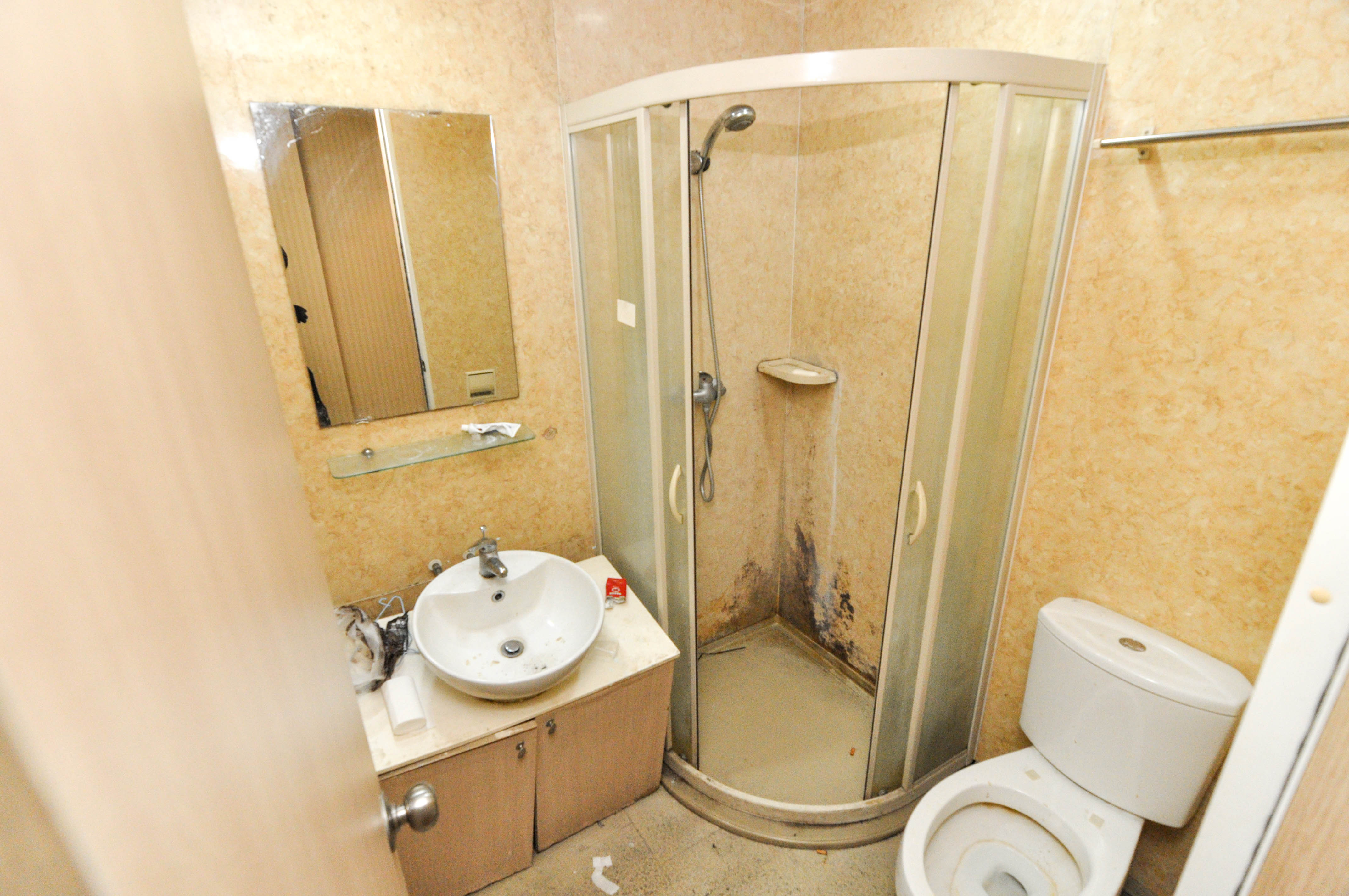 远大麓园  3室2厅2卫    81.0万卫生间