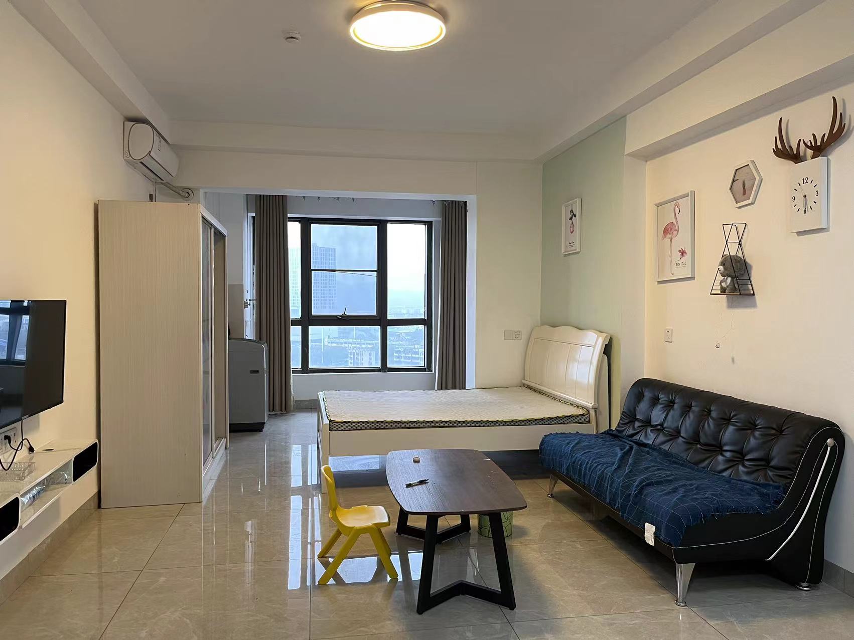 凯旋名门人民中路1006号 1室1厅1卫 29.80万 凯旋名门人民中路1006号 1室1厅1卫 29.80万室内图