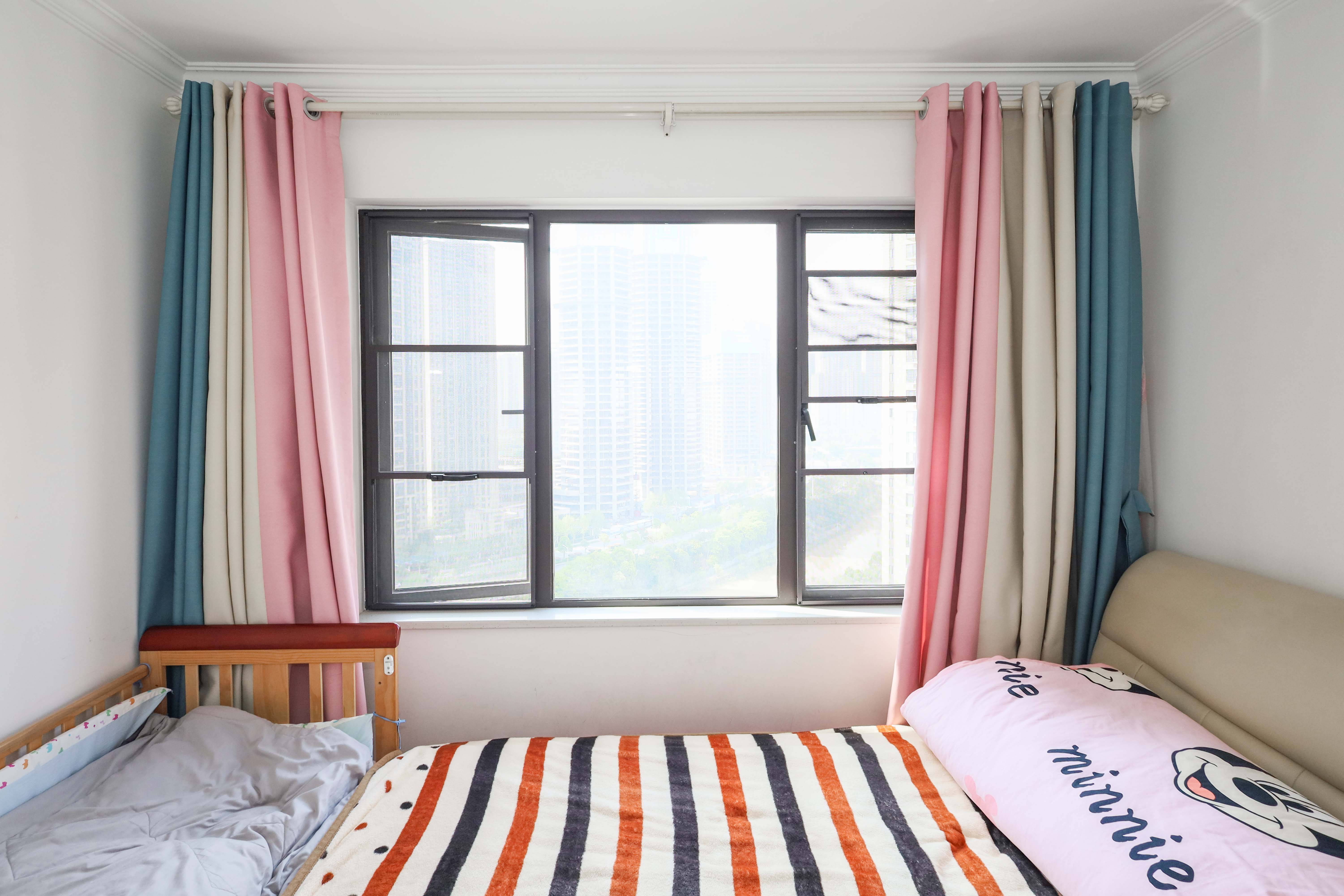 和泓梅溪四季  3室2厅1卫    128.0万卧室