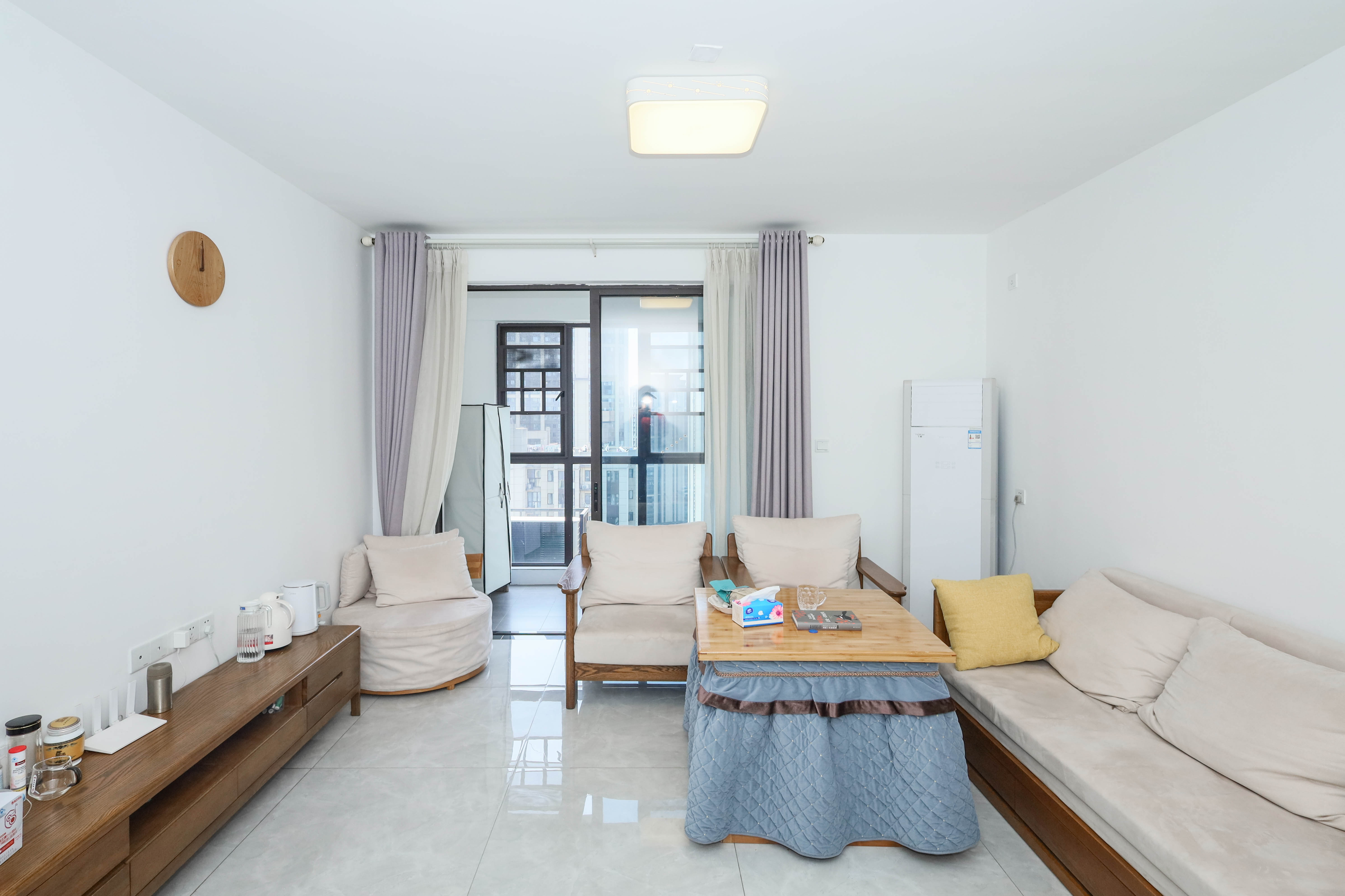 中国铁建梅溪青秀二期  4室2厅2卫    208.0万客厅