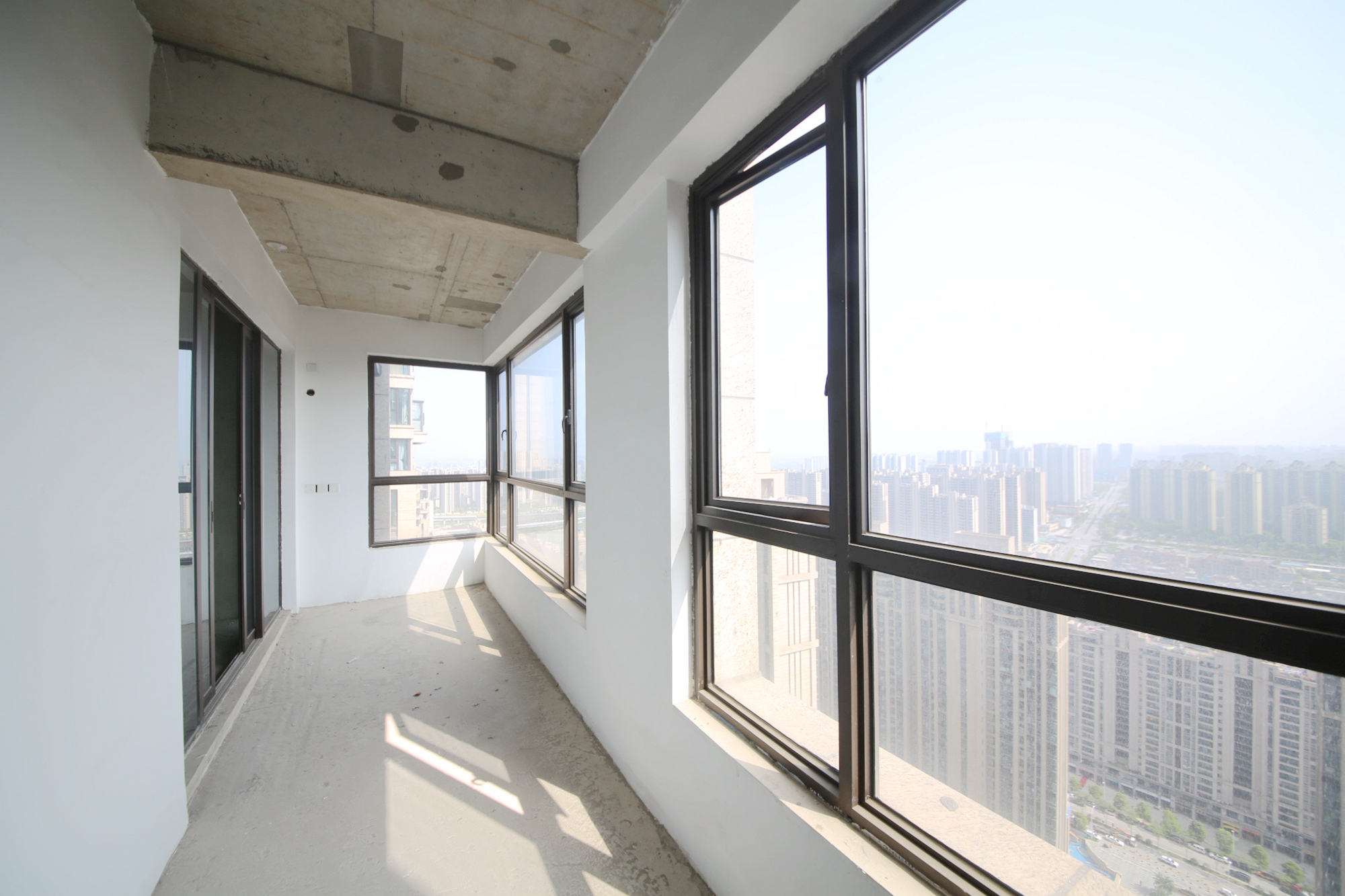 明昇壹城（明昇时代广场）二期  5室2厅3卫   480.00万其他