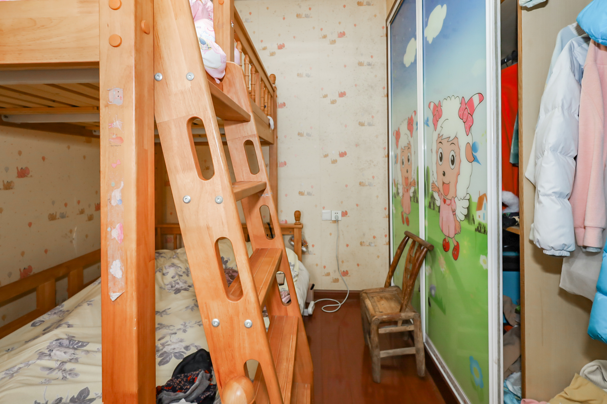 联美品格  2室2厅1卫   78.00万卧室