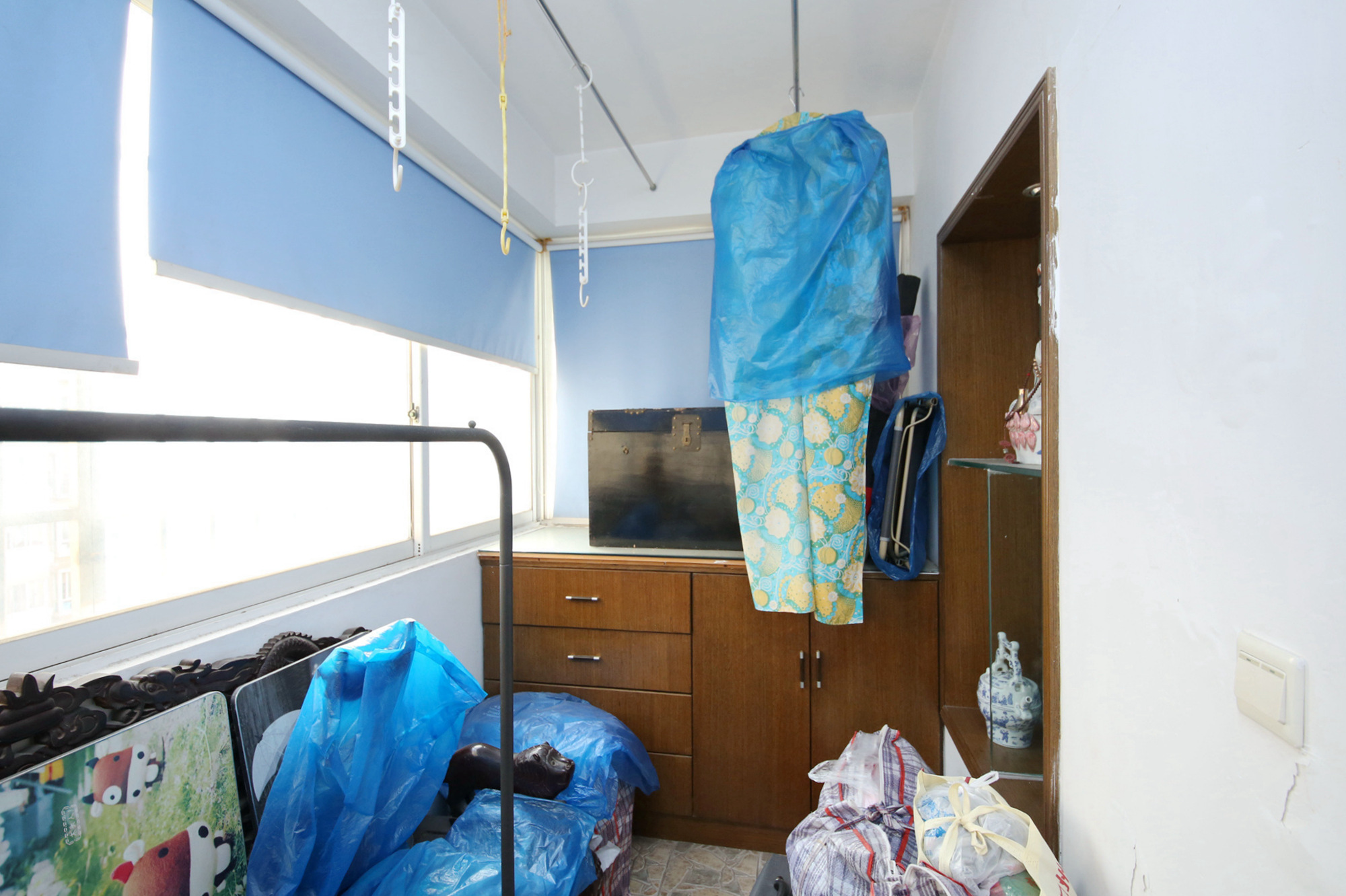 万顺家园  4室2厅2卫   170.00万客厅