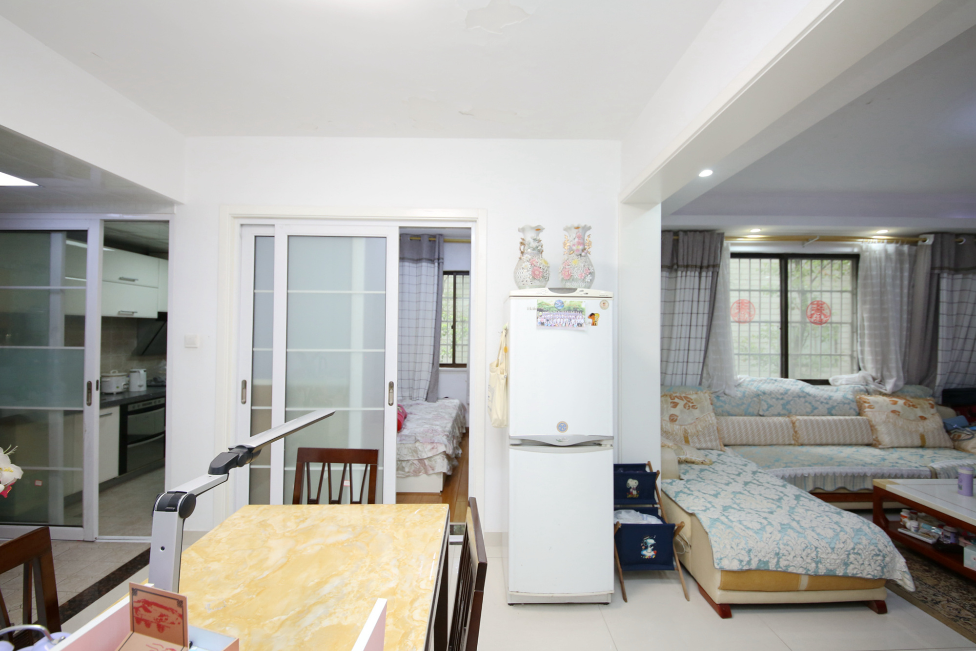 省建行宿舍  3室2厅1卫   128.00万客厅