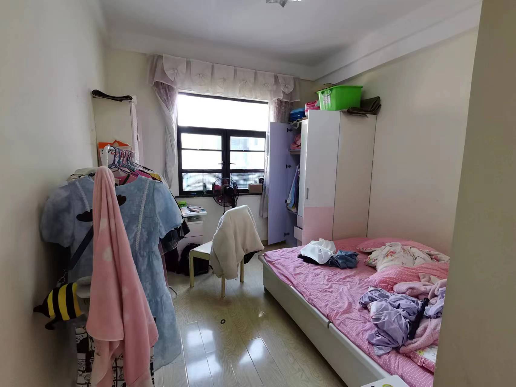 经世龙城  3室2厅2卫   102.00万 经世龙城  3室2厅2卫   102.00万室内图